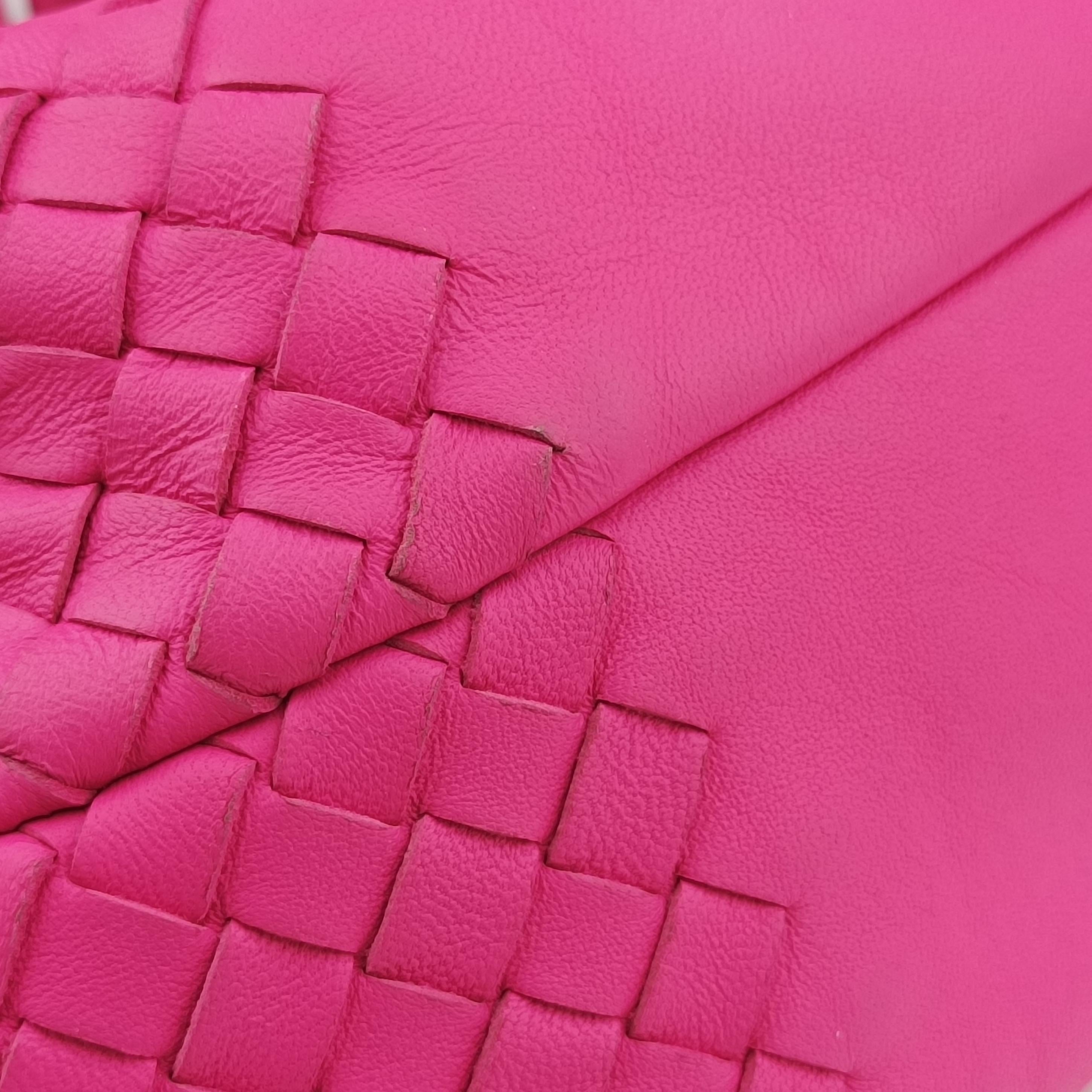 CAMPANA Intrecciato Pink lambskin B02147392Zカンパーナ イントレチャート ピンク ラムスキン B02147392Z
