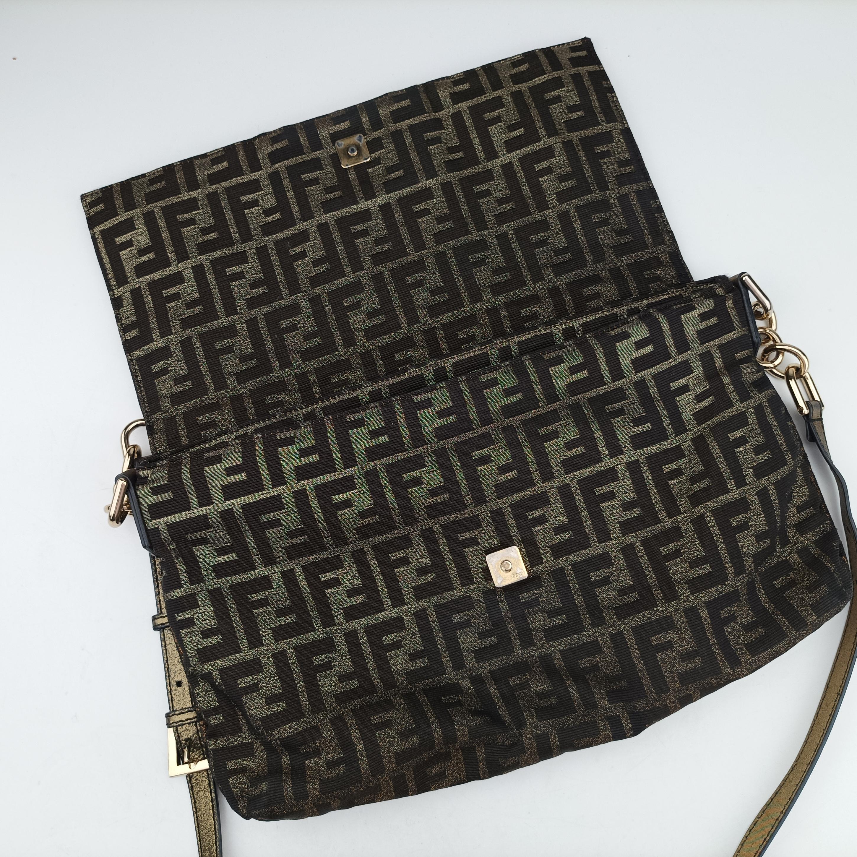 Mia Flap Brown canvas 8BT163 8BT163-B93 129-2516ミア フラップ ブラウン キャンバス 8BT163 8BT163-B93 129-2516