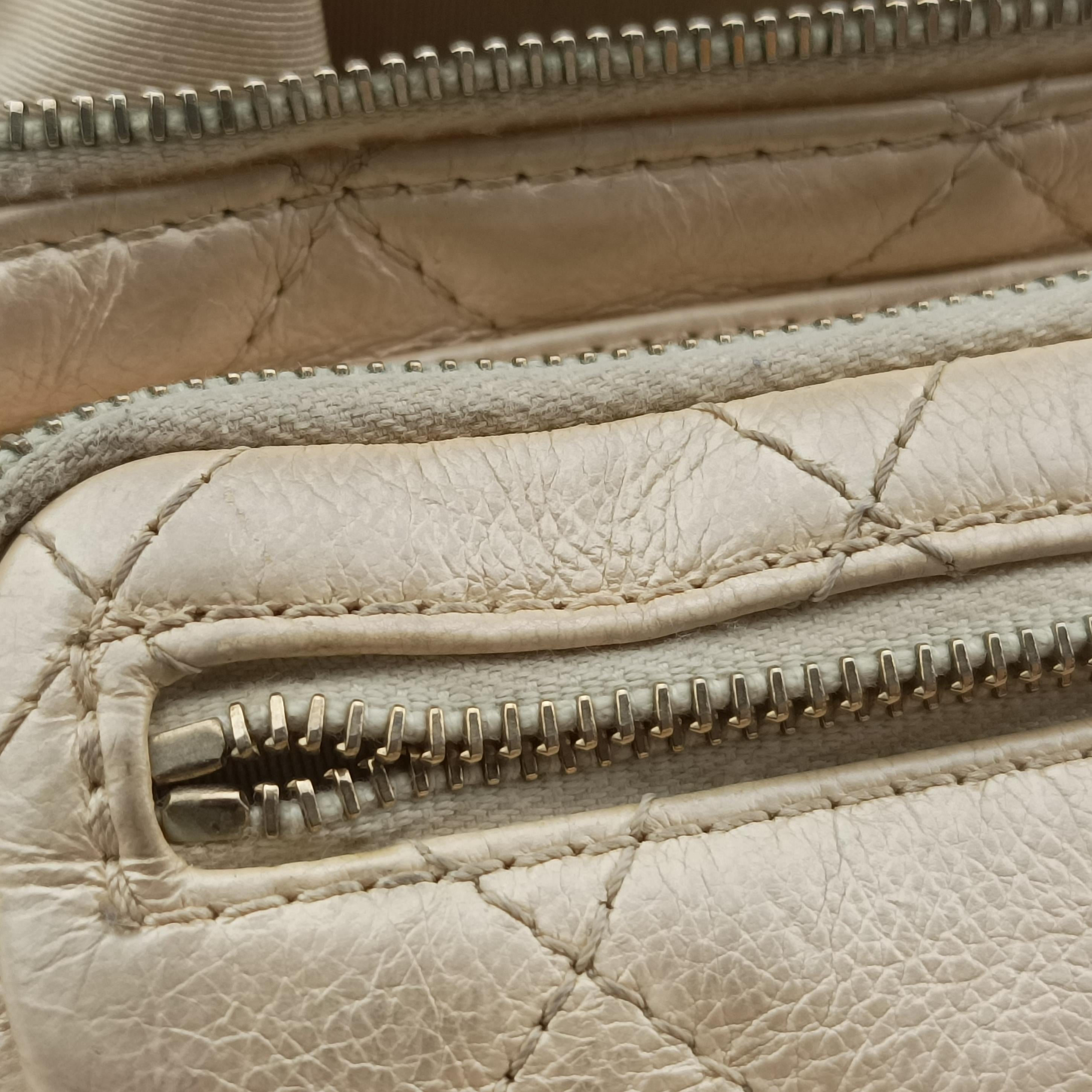 Iridescent Quilted Golden leather AS0556 27924680イリデスセント マトラッセ ゴールド レザー AS0556 27924680