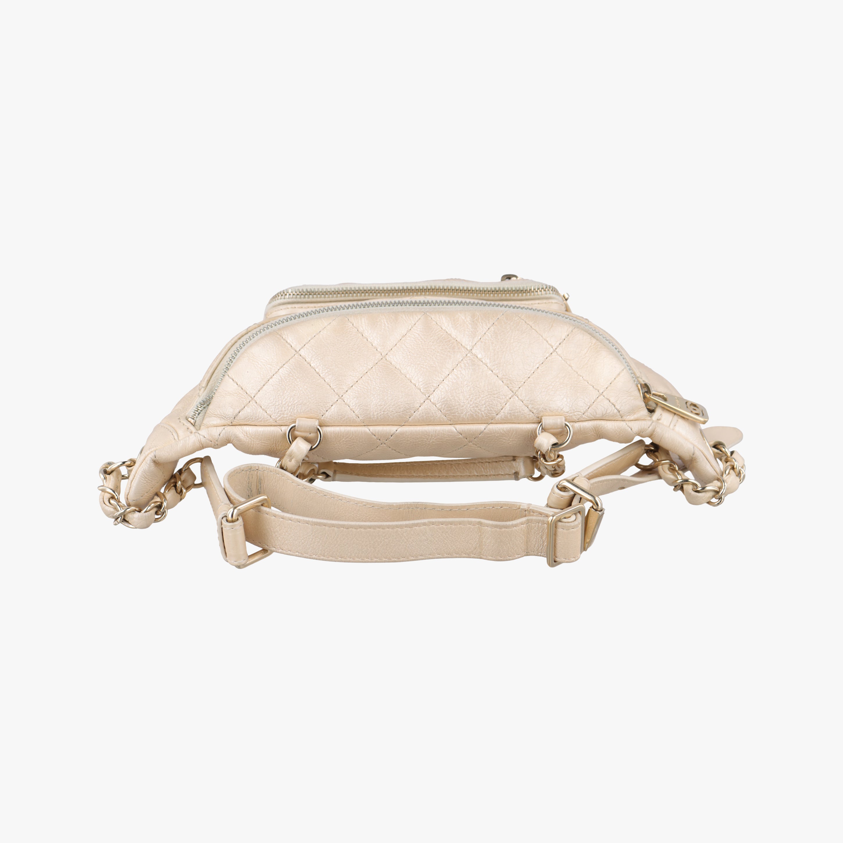 Iridescent Quilted Golden leather AS0556 27924680イリデスセント マトラッセ ゴールド レザー AS0556 27924680