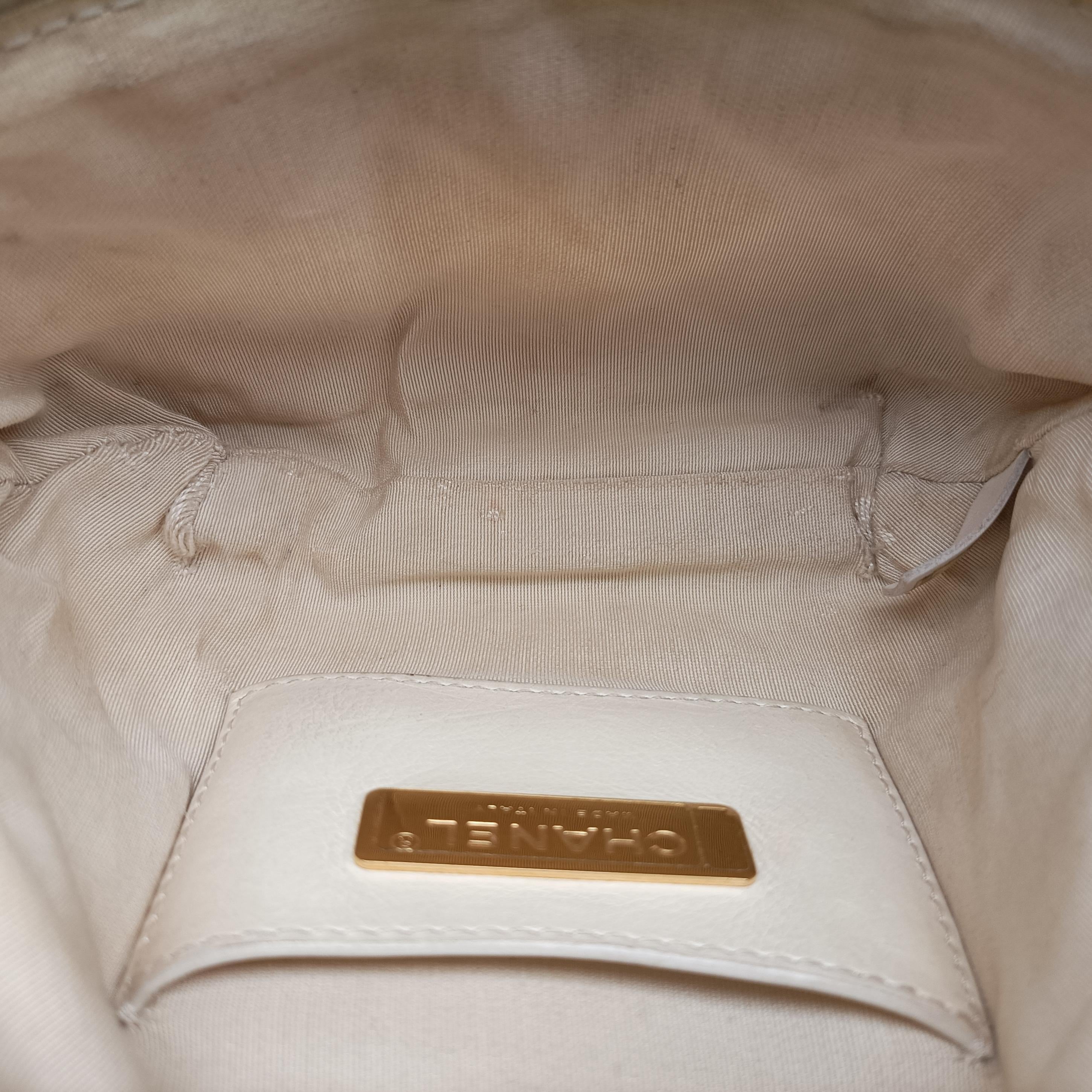 Iridescent Quilted Golden leather AS0556 27924680イリデスセント マトラッセ ゴールド レザー AS0556 27924680