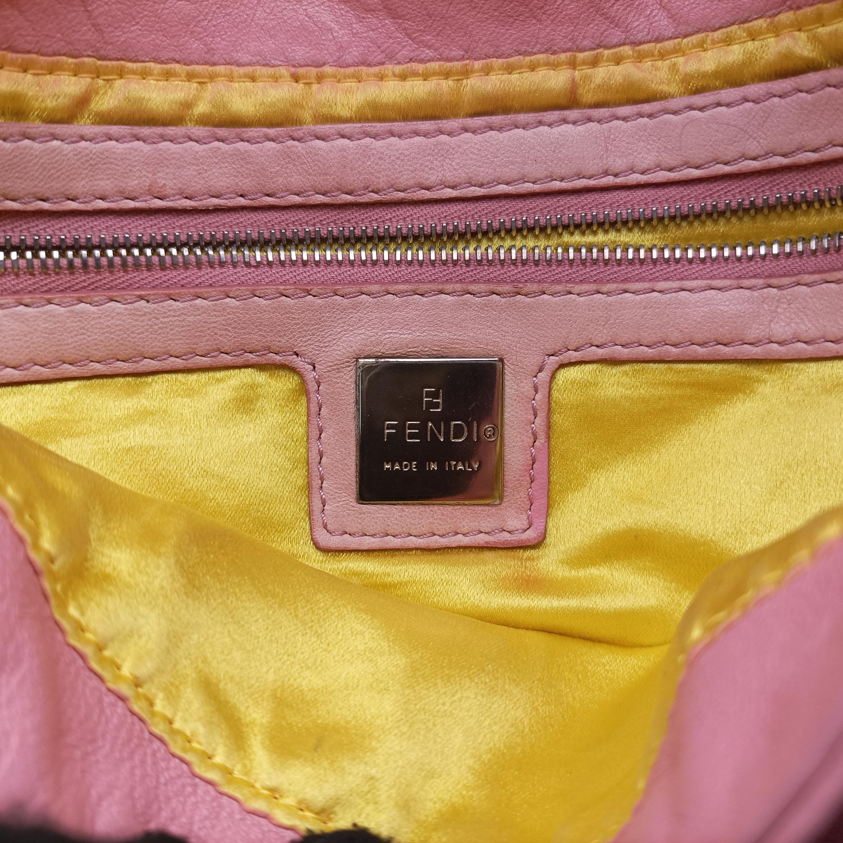 Baguette Pink lambskin 26424 2354/26424/008マンマバケット ピンク ラムスキン 26424 2354/26424/008