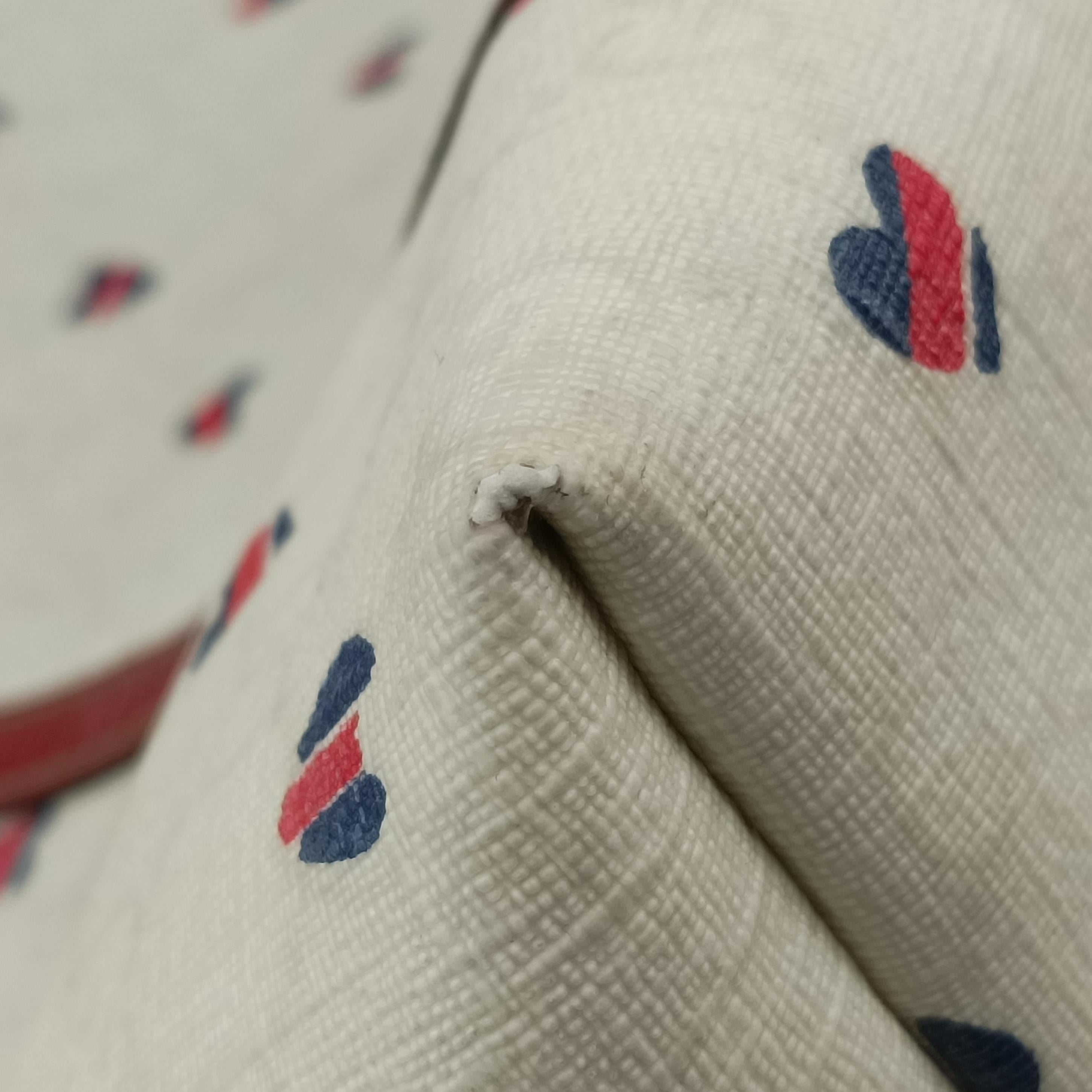 GG Supreme GG Plus heart flower White×red PVC coated canvas 197953 A3540773GGスプリーム GGプラス ハート フラワー ホワイト×レッド PVCコーティングキャンバス 197953 A3540773