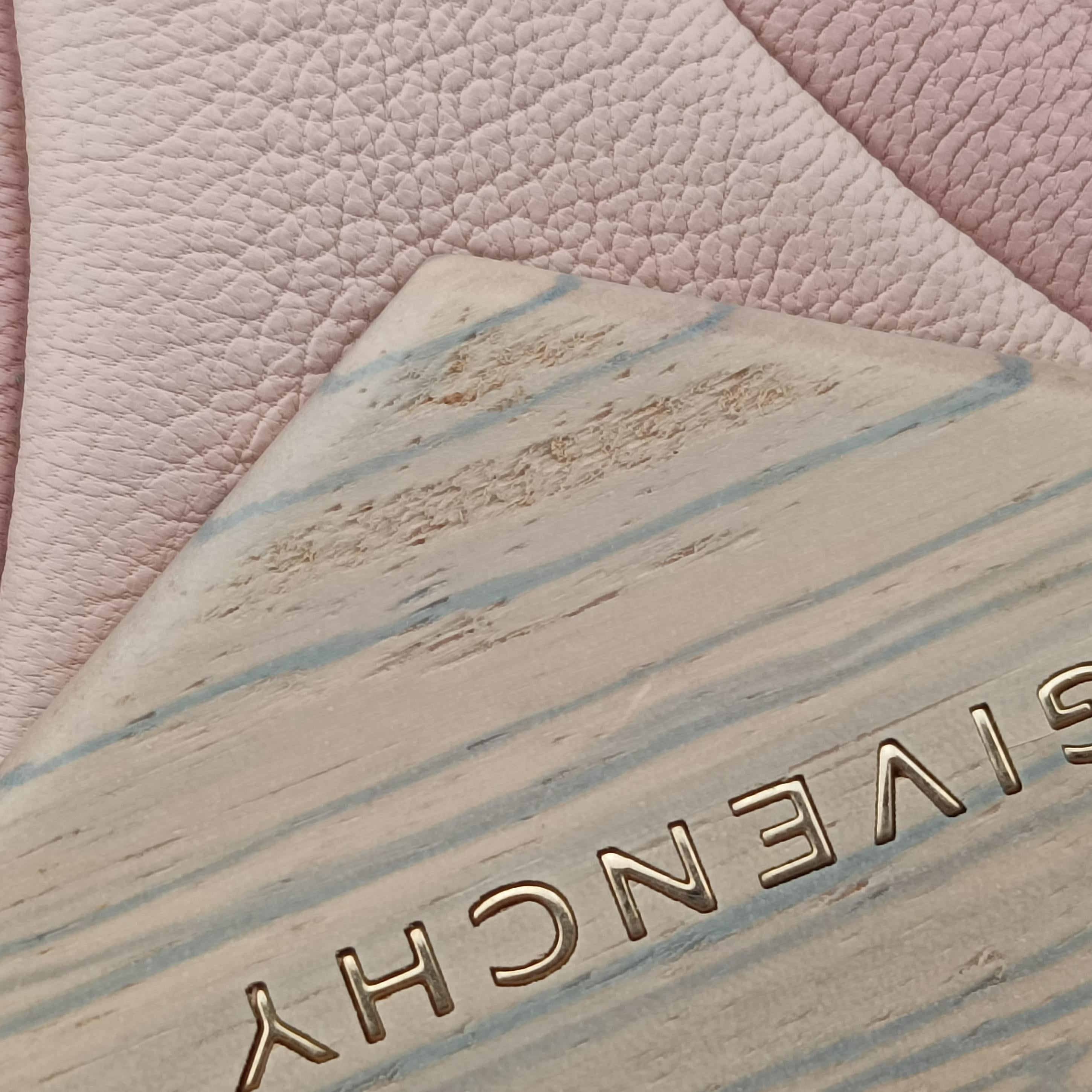 Antigona Red×Black×Pink Leather 3C1122アンティゴナ レッド×ブラック×ピンク レザー 3C1122