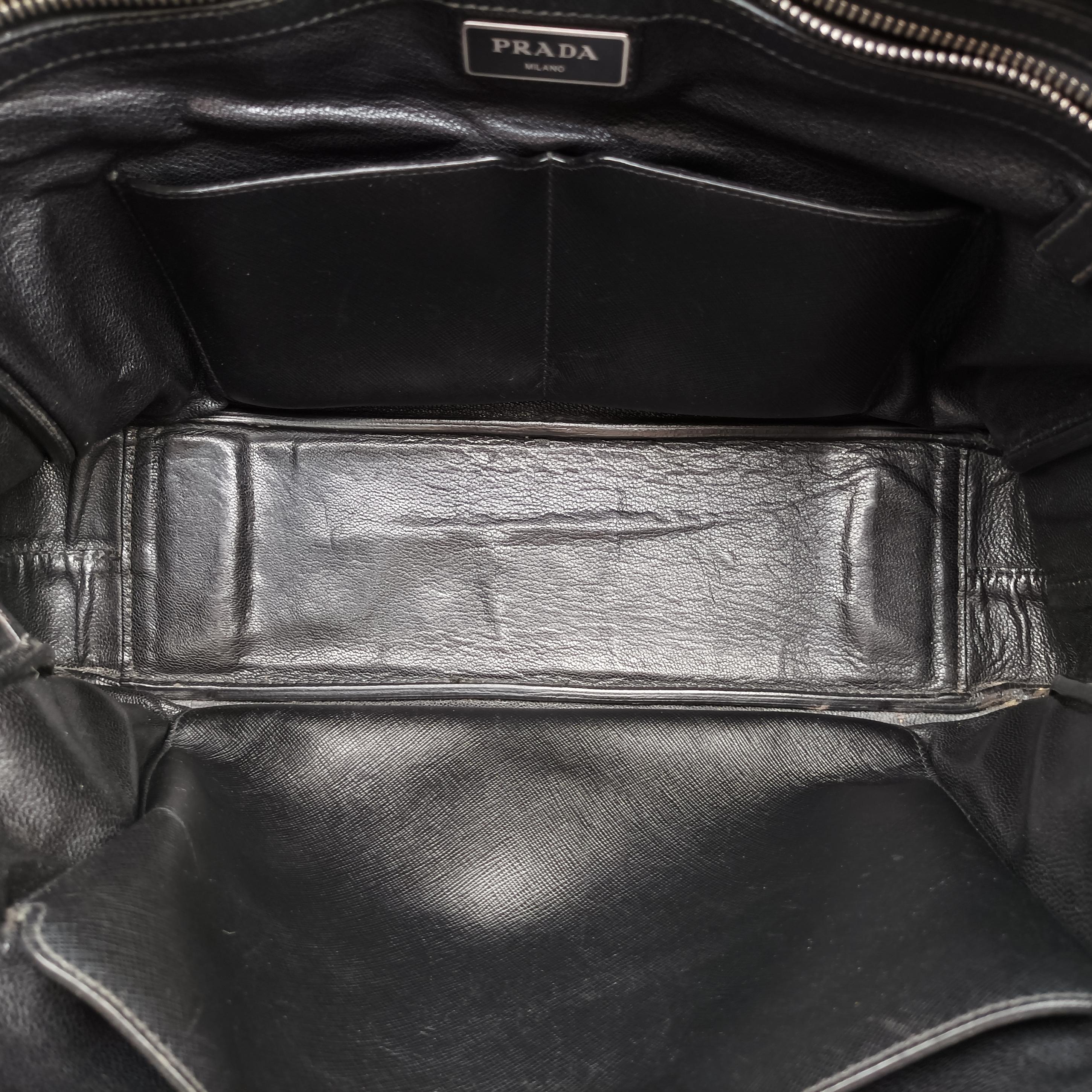 Business Briefcase Black SAFFIANO Leather 2VE011 31/H 208ビジネス ブリーフケース ブラック サフィアーノレザー 2VE011 31/H 208