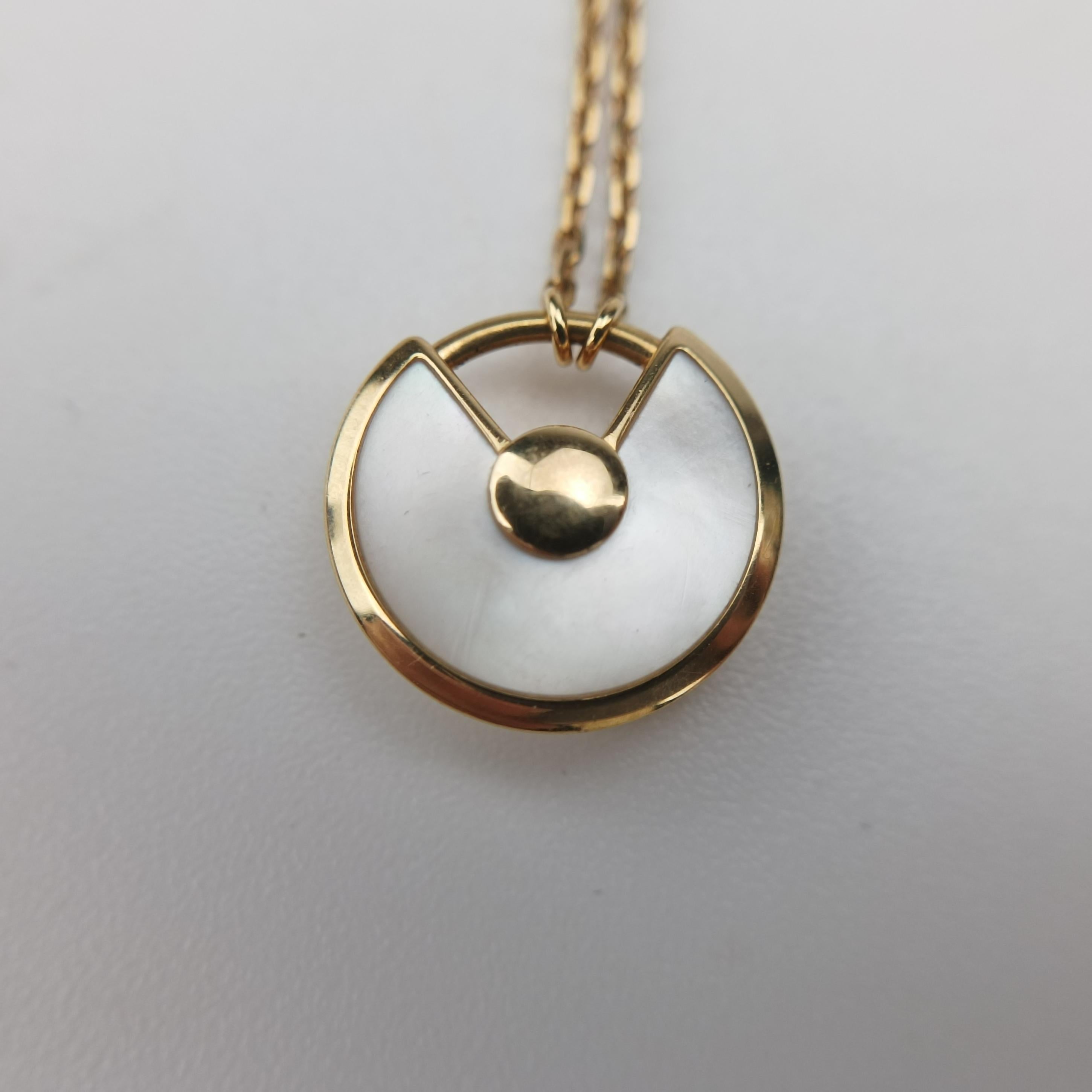 Amulette de Cartier Golden×White AU750 B3047100 FGA416アミュレット ドゥ カルティエ ゴールド×ホワイト AU750 B3047100 FGA416