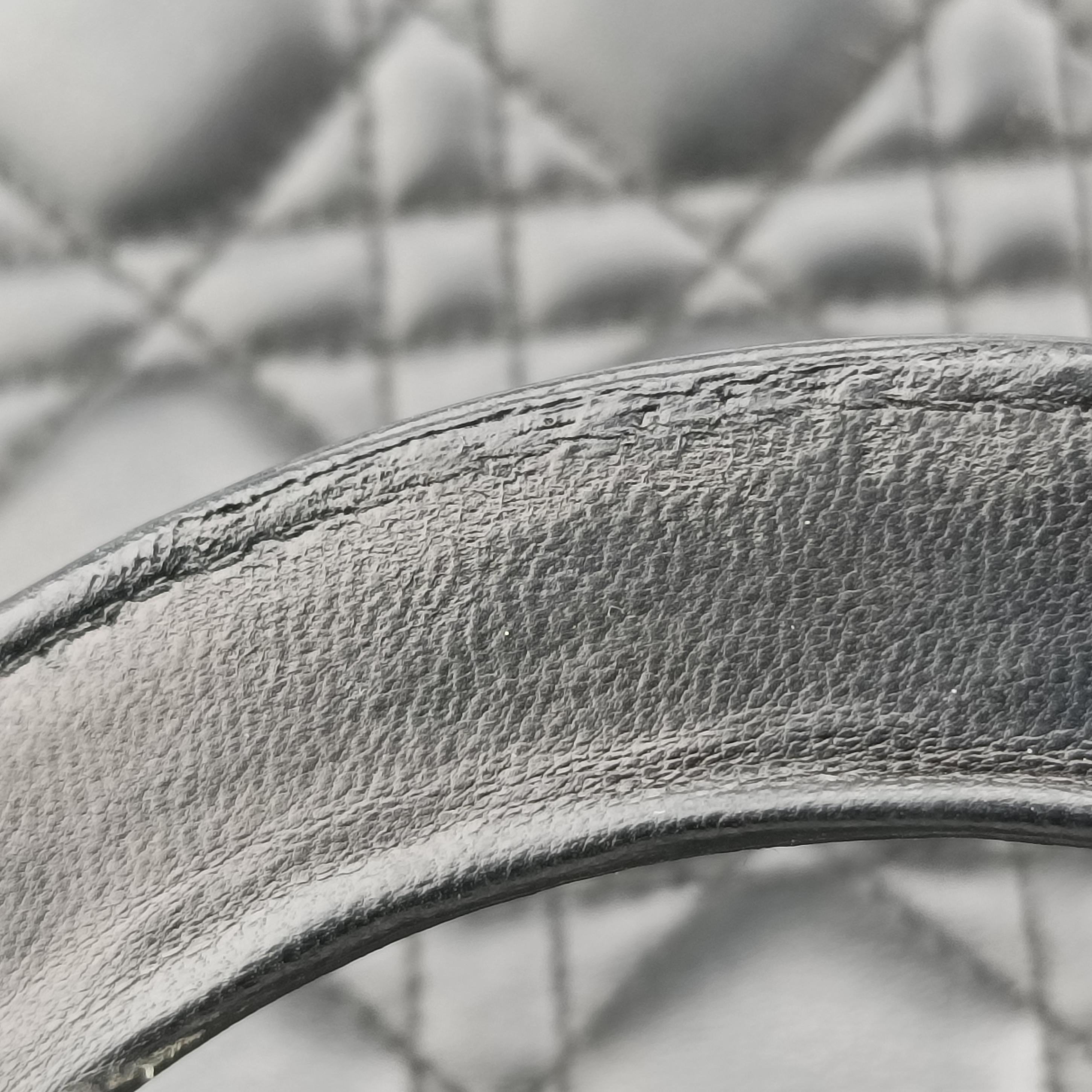 Lady Dior Black lambskin 05-MA-0049レディディオール ブラック ラムスキン 05-MA-0049