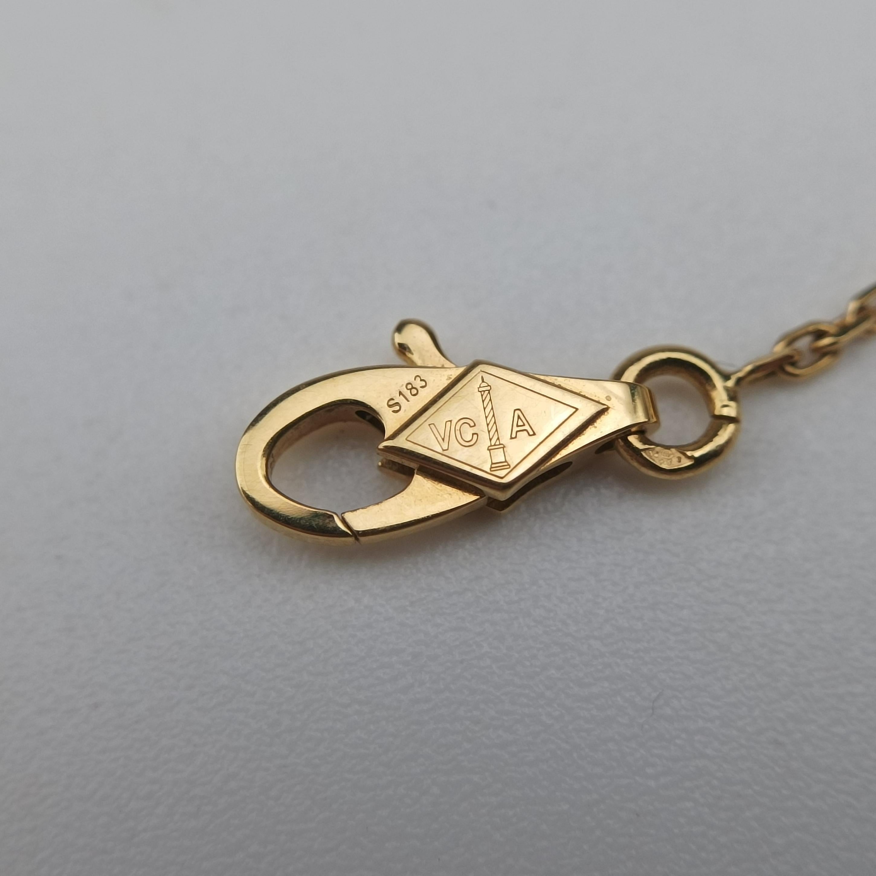 Sweet Alhambra Golden×White AU750 ARF69100 JD060007スイート アルハンブラ ゴールド×ホワイト AU750 ARF69100 JD060007