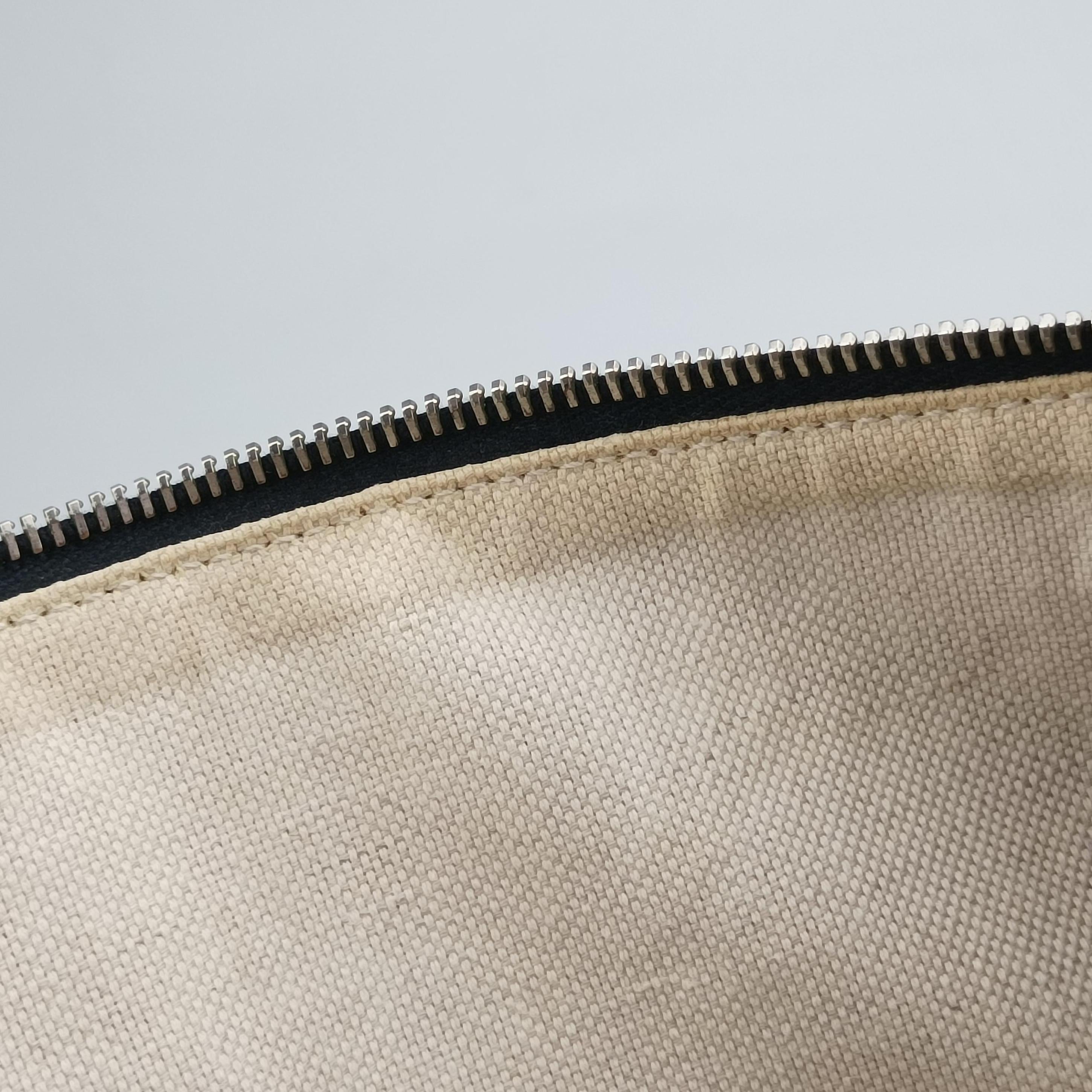 GG Supreme messenger Beige × Navy PVC coated canvas 246881 I015579559GGスプリーム メッセンジャー ベージュ×ネイビー PVCコーティングキャンバス 246881 I015579559