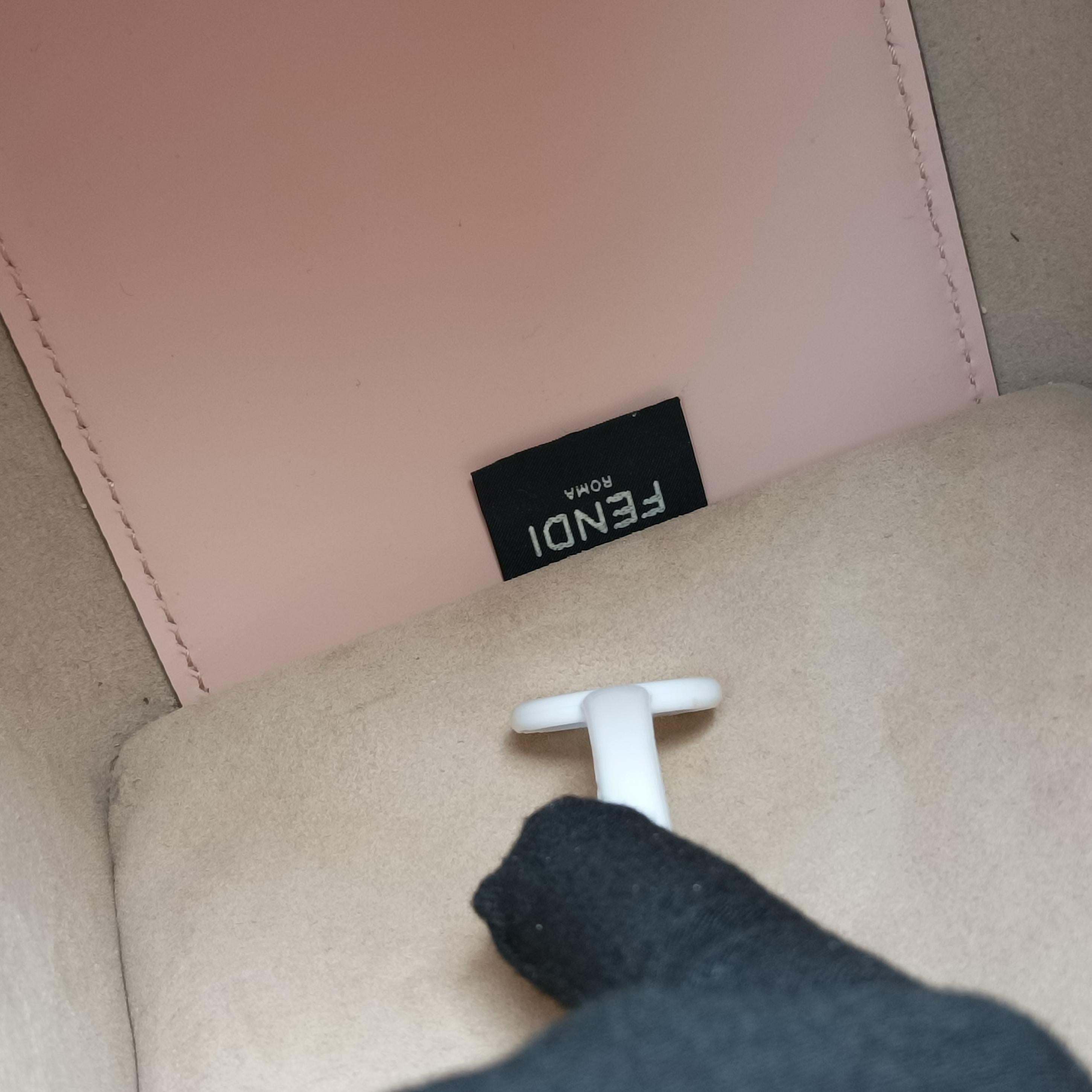 SUNSHINE Medium Pink Leather 8BH386 8BH386-ABVL-228-12085サンシャイン ミディアム ピンク レザー 8BH386 8BH386-ABVL-228-12085