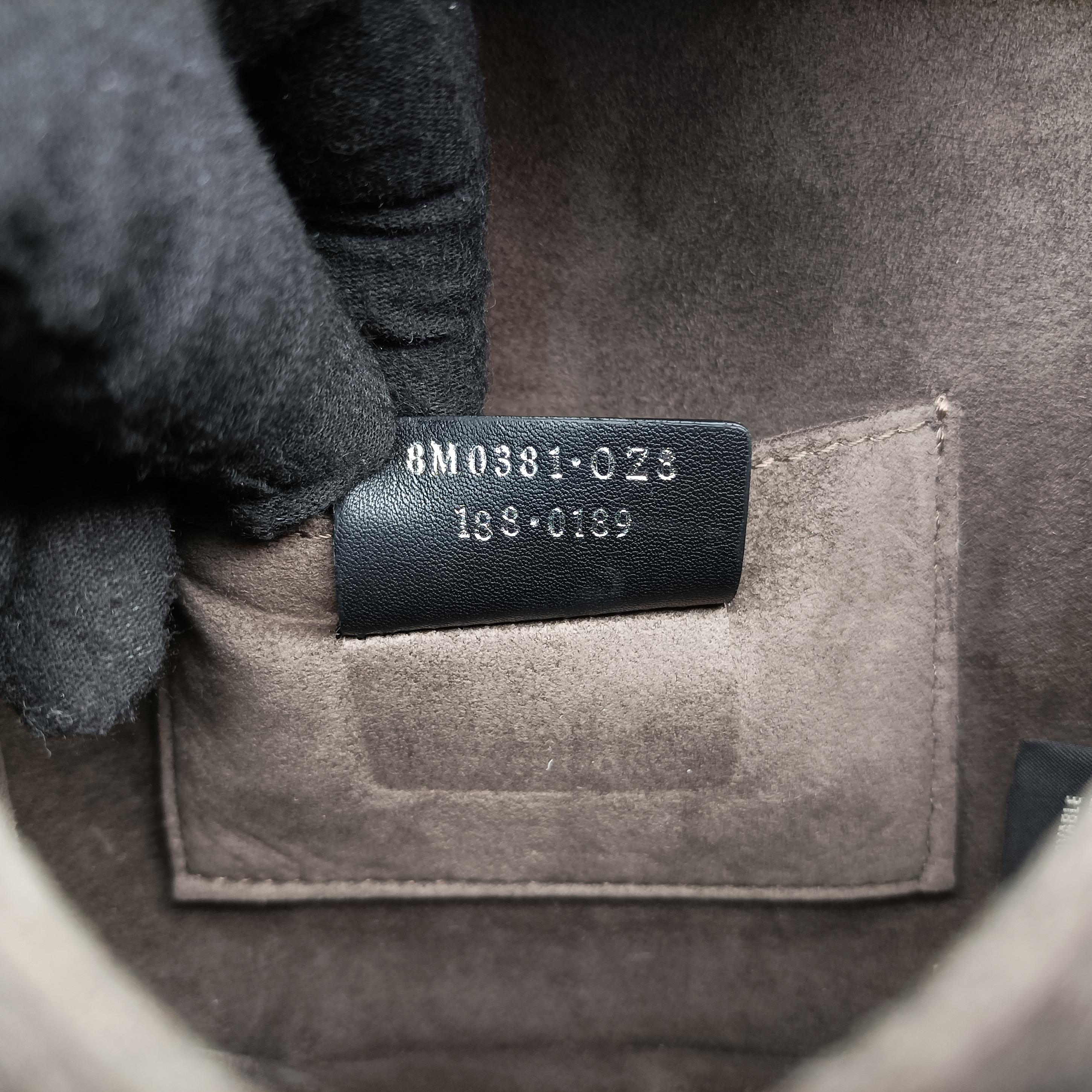 studded Kan I Silver Leather 8M0381 8M0381.OZ8 188.0189スタッズ キャナイ シルバー レザー 8M0381 8M0381.OZ8 188.0189