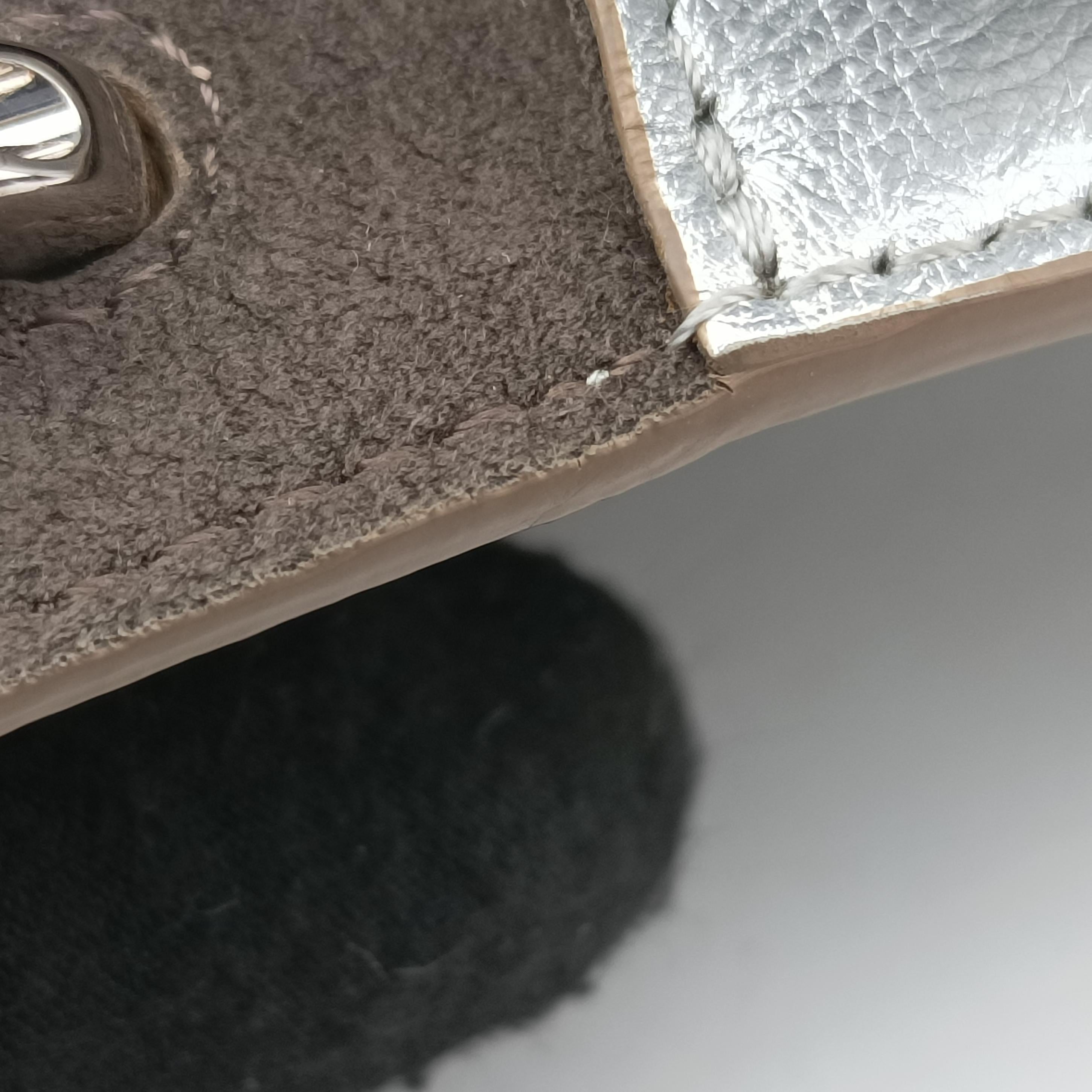 studded Kan I Silver Leather 8M0381 8M0381.OZ8 188.0189スタッズ キャナイ シルバー レザー 8M0381 8M0381.OZ8 188.0189