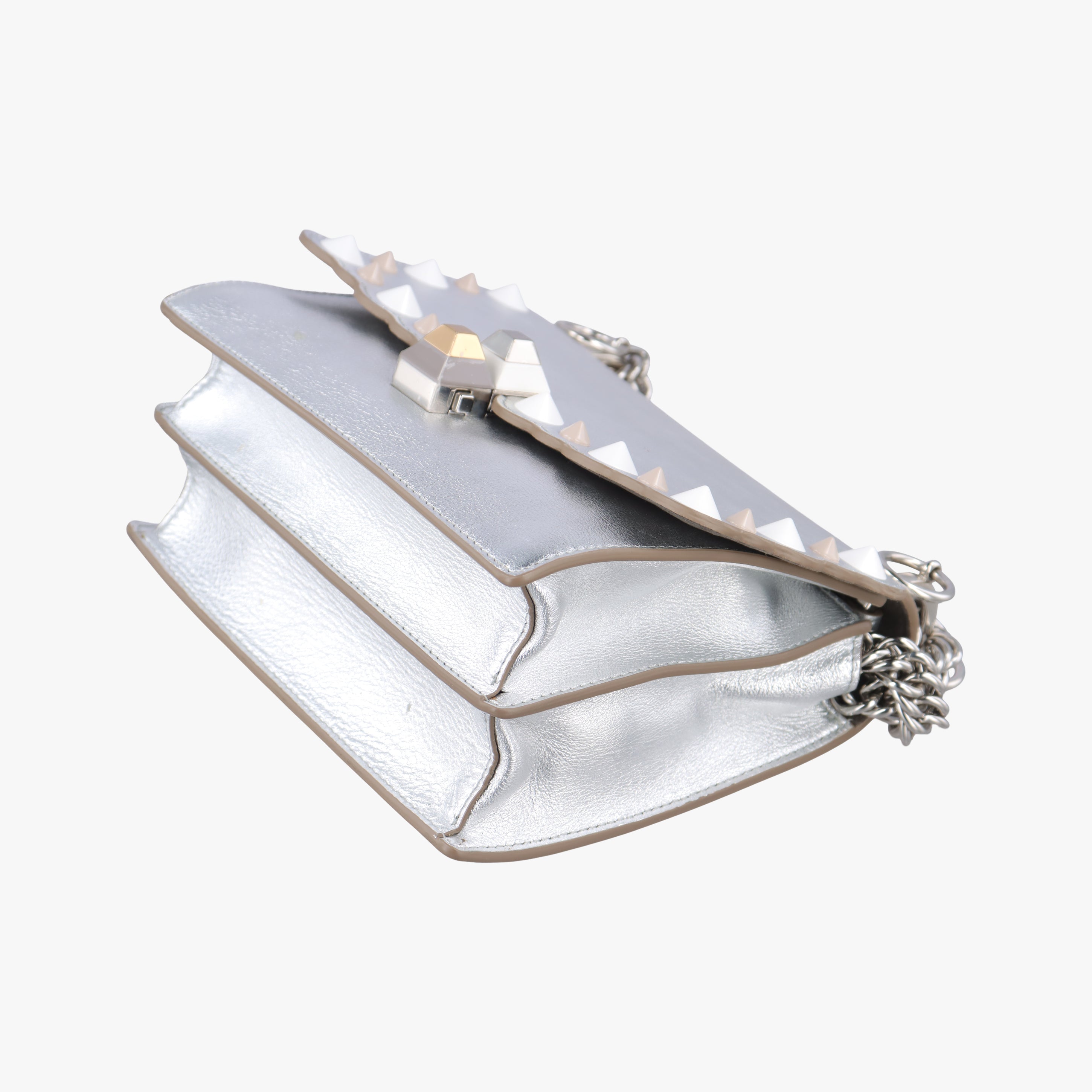 studded Kan I Silver Leather 8M0381 8M0381.OZ8 188.0189スタッズ キャナイ シルバー レザー 8M0381 8M0381.OZ8 188.0189