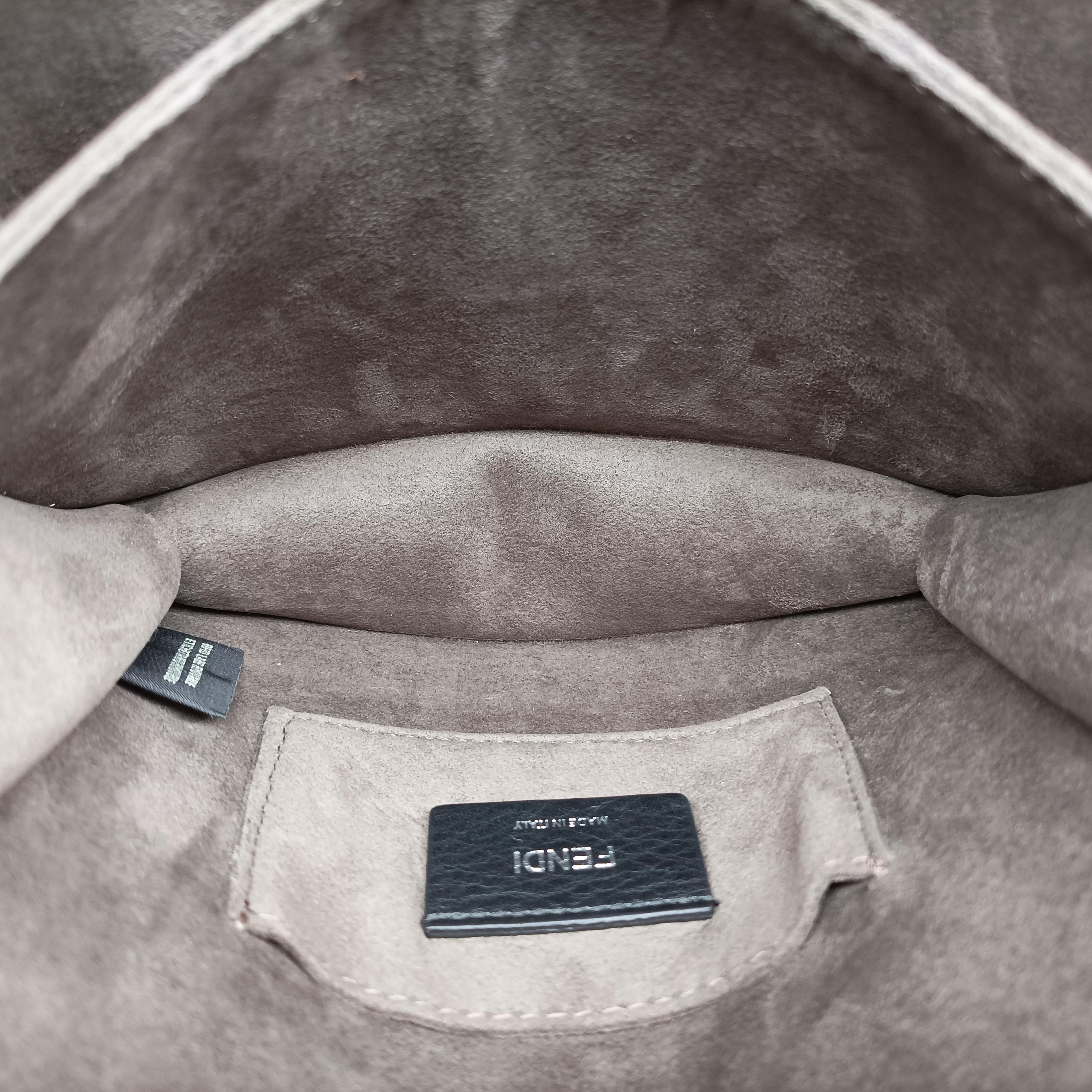 studded Kan I Silver Leather 8M0381 8M0381.OZ8 188.0189スタッズ キャナイ シルバー レザー 8M0381 8M0381.OZ8 188.0189