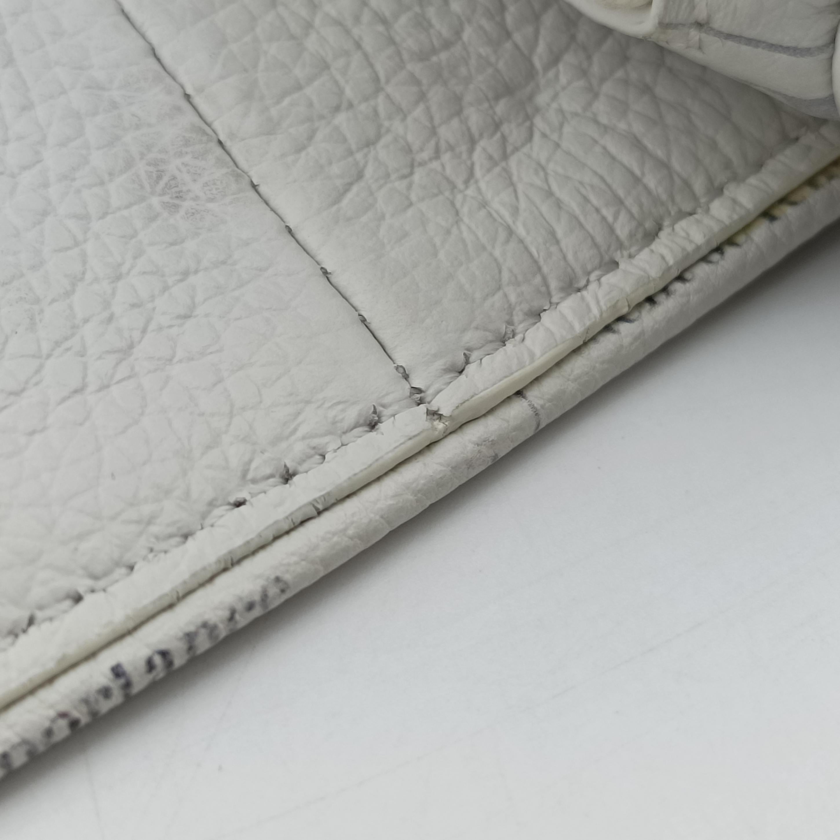 Saddle White Leather 06-BO-1119サドル ホワイト レザー 06-BO-1119