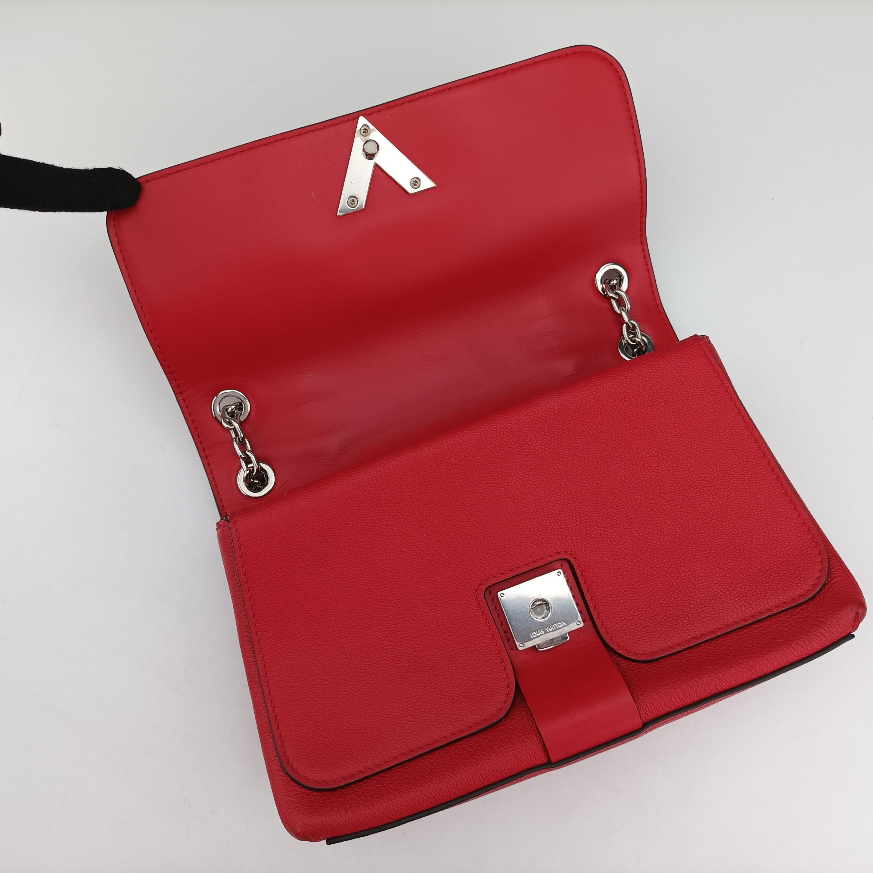 Very Chain Bag Ruby leather M44285 FO1138ヴェリーチェーンバッグ ルビー レザー M44285 FO1138
