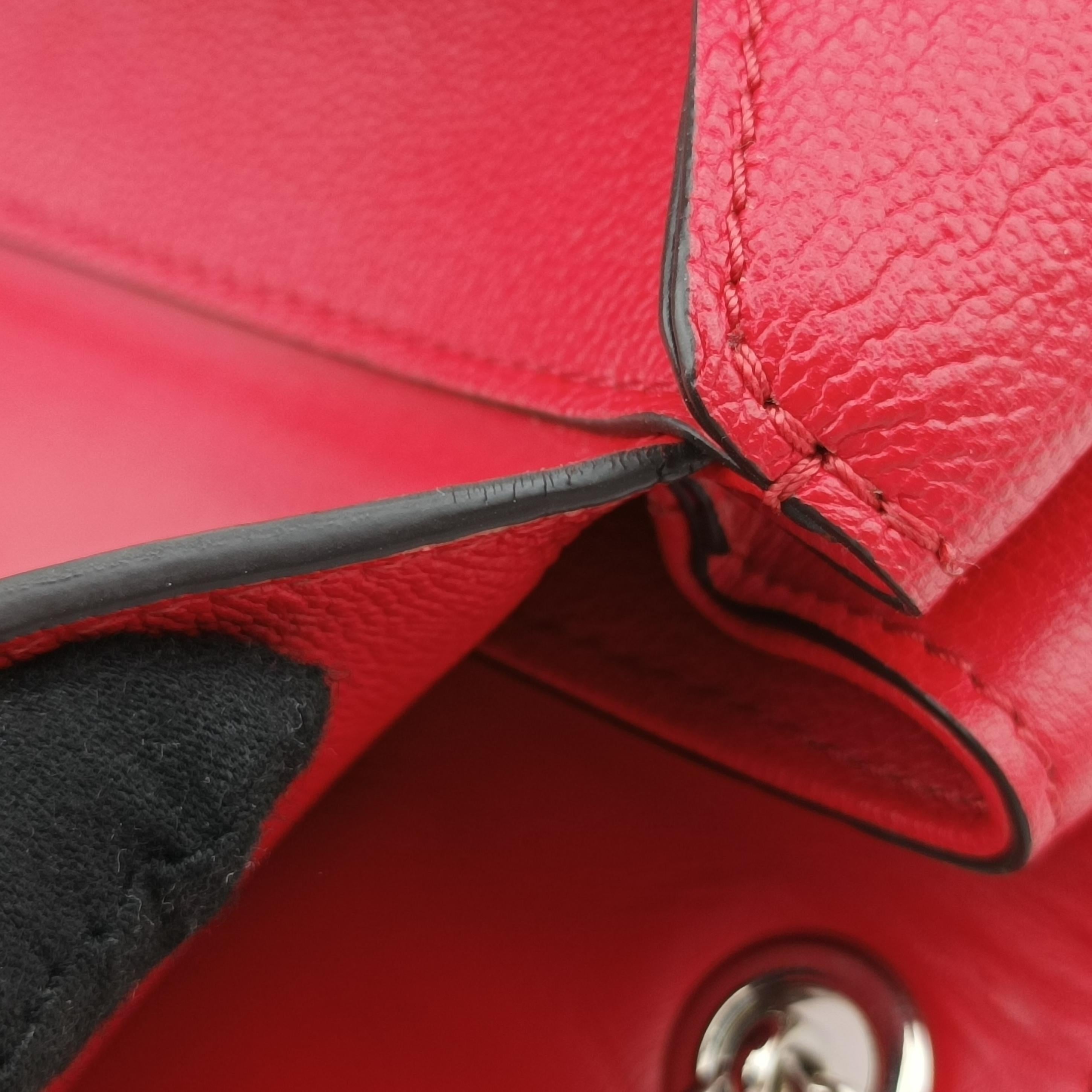 Very Chain Bag Ruby leather M44285 FO1138ヴェリーチェーンバッグ ルビー レザー M44285 FO1138