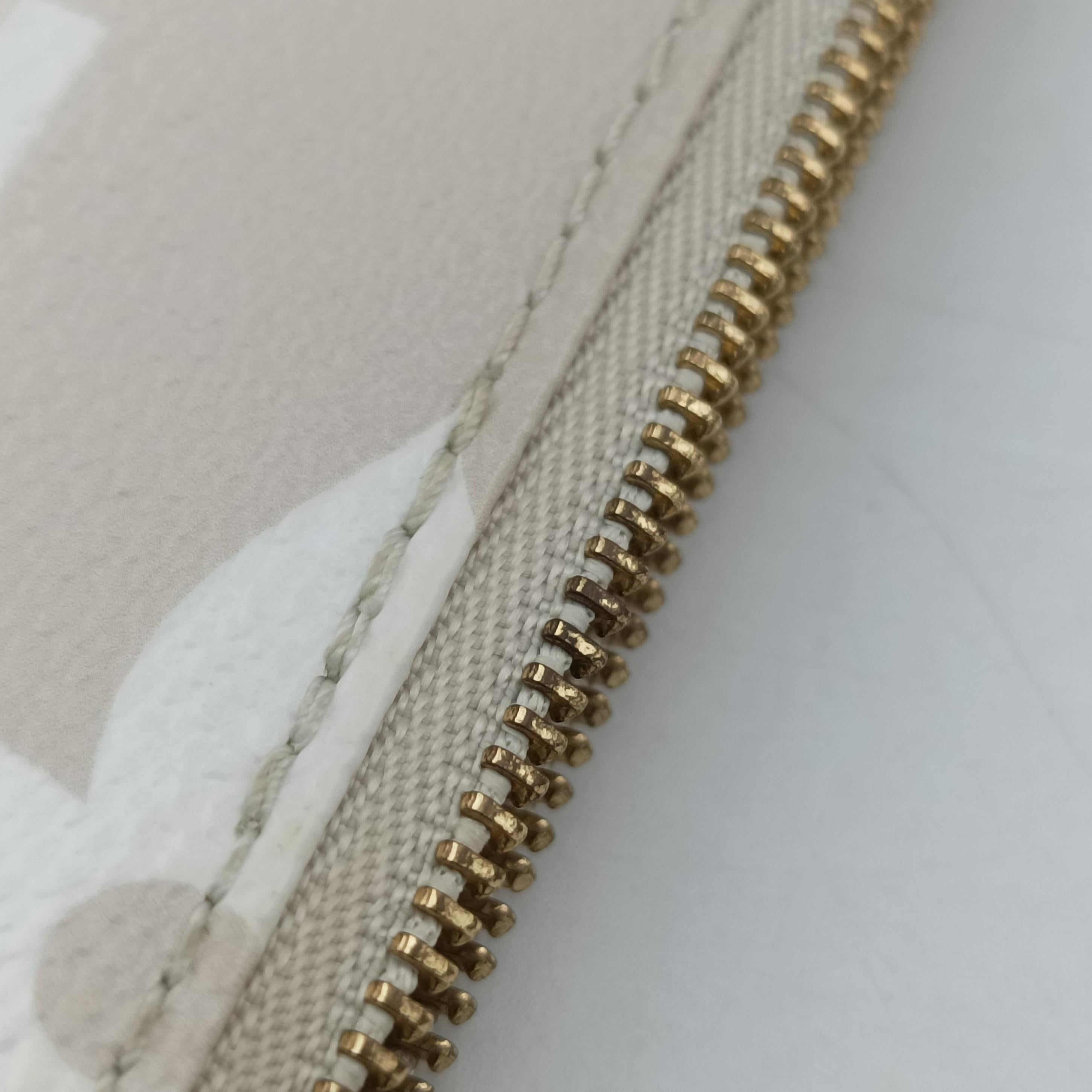 MULTI POCHETTE ACCESSOIRES Brume Monogram Giant M57634 IC Chipミュルティ ポシェット アクセソワール ブリューム モノグラム ジャイアント M57634 ICチップ