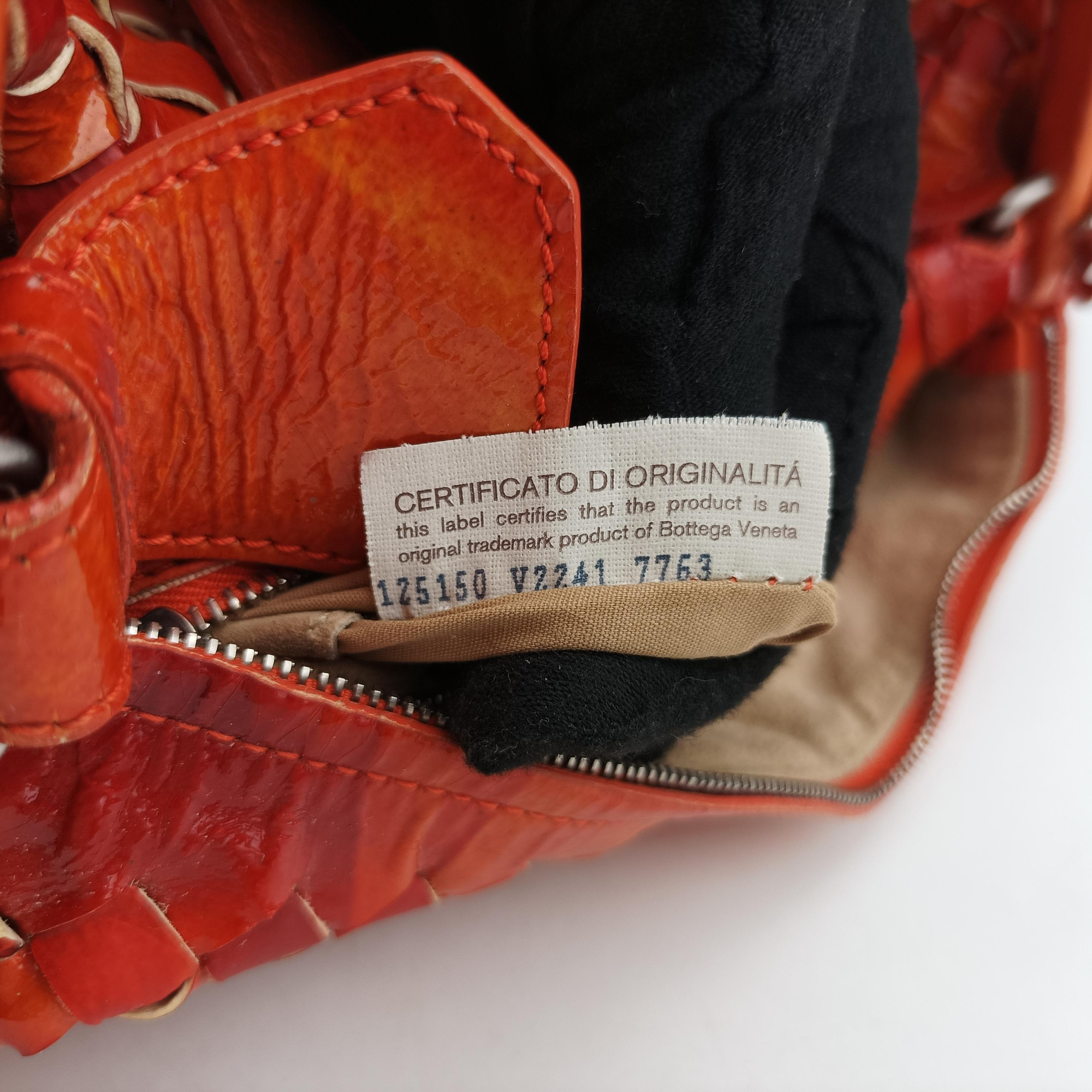 Intrecciato Orange Patent 125150 V2241 7763イントレチャート オレンジ パテント 125150 V2241 7763