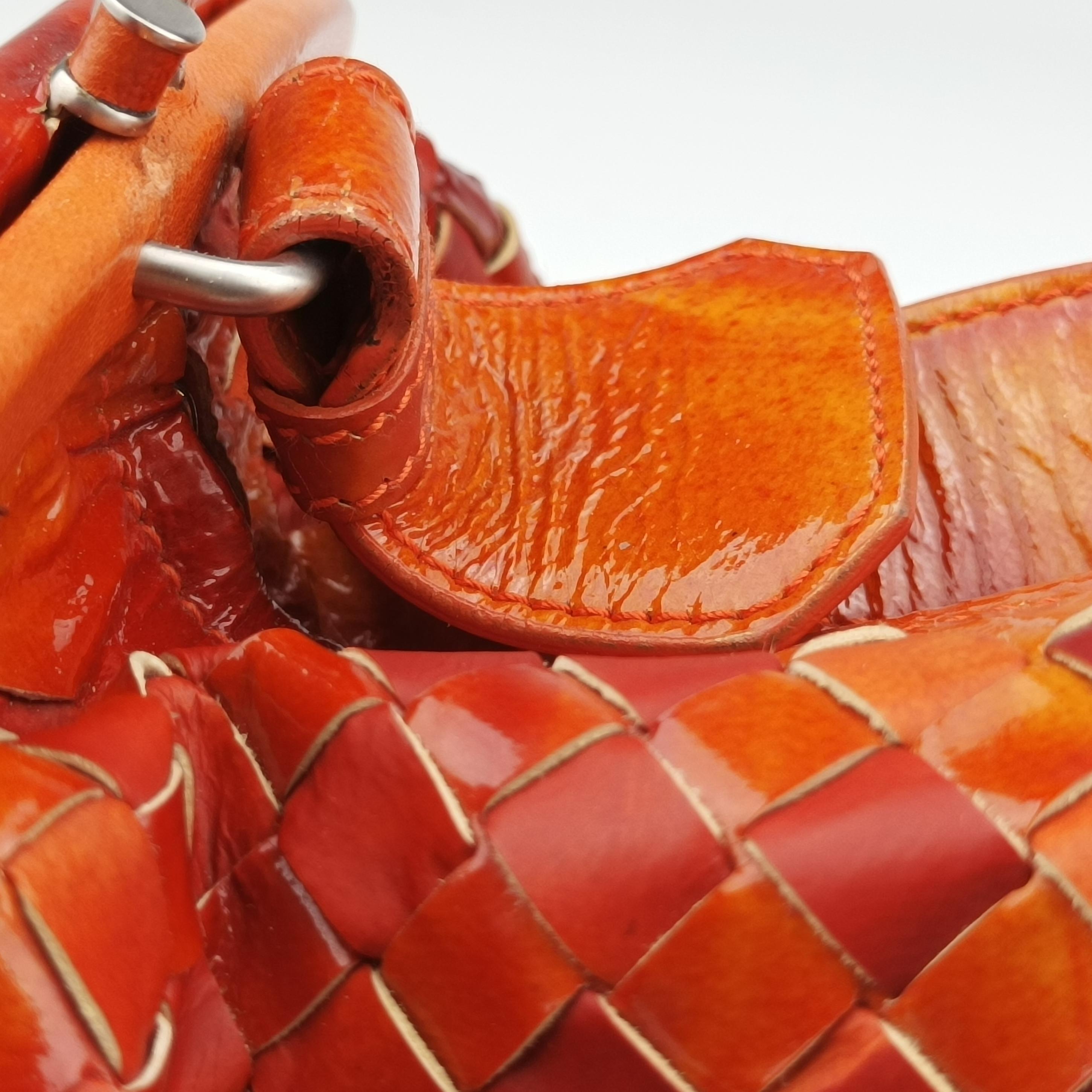 Intrecciato Orange Patent 125150 V2241 7763イントレチャート オレンジ パテント 125150 V2241 7763