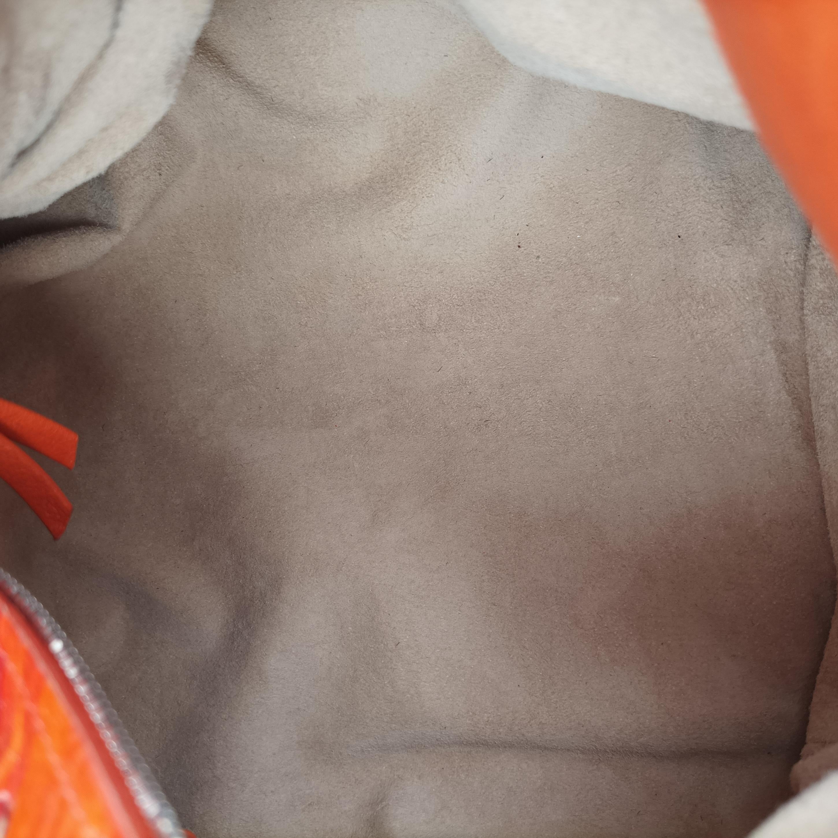 Intrecciato Orange Patent 125150 V2241 7763イントレチャート オレンジ パテント 125150 V2241 7763