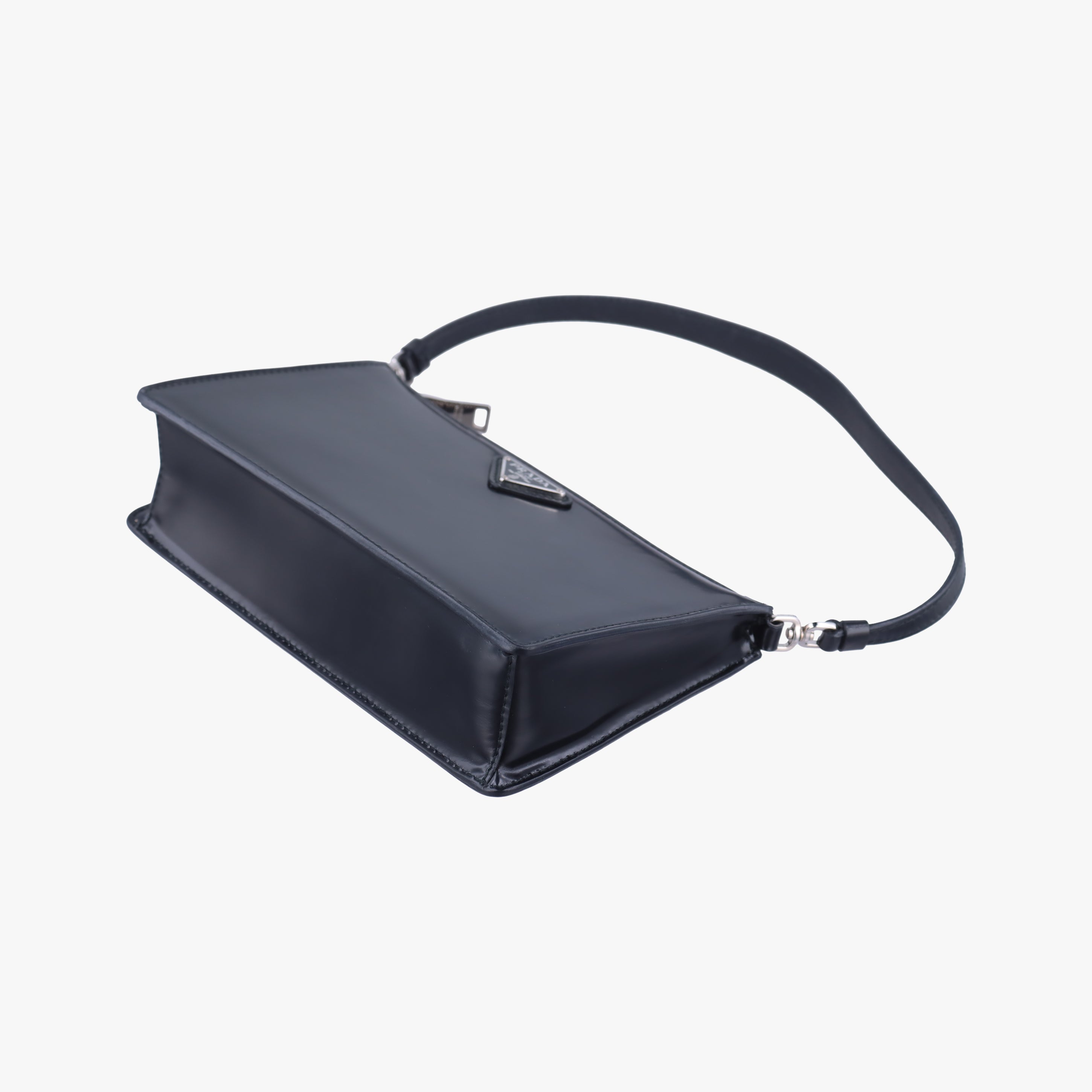 Triangle Logo Black leather 1BC155 31/7トライアングルロゴ ブラック レザー 1BC155 31/7