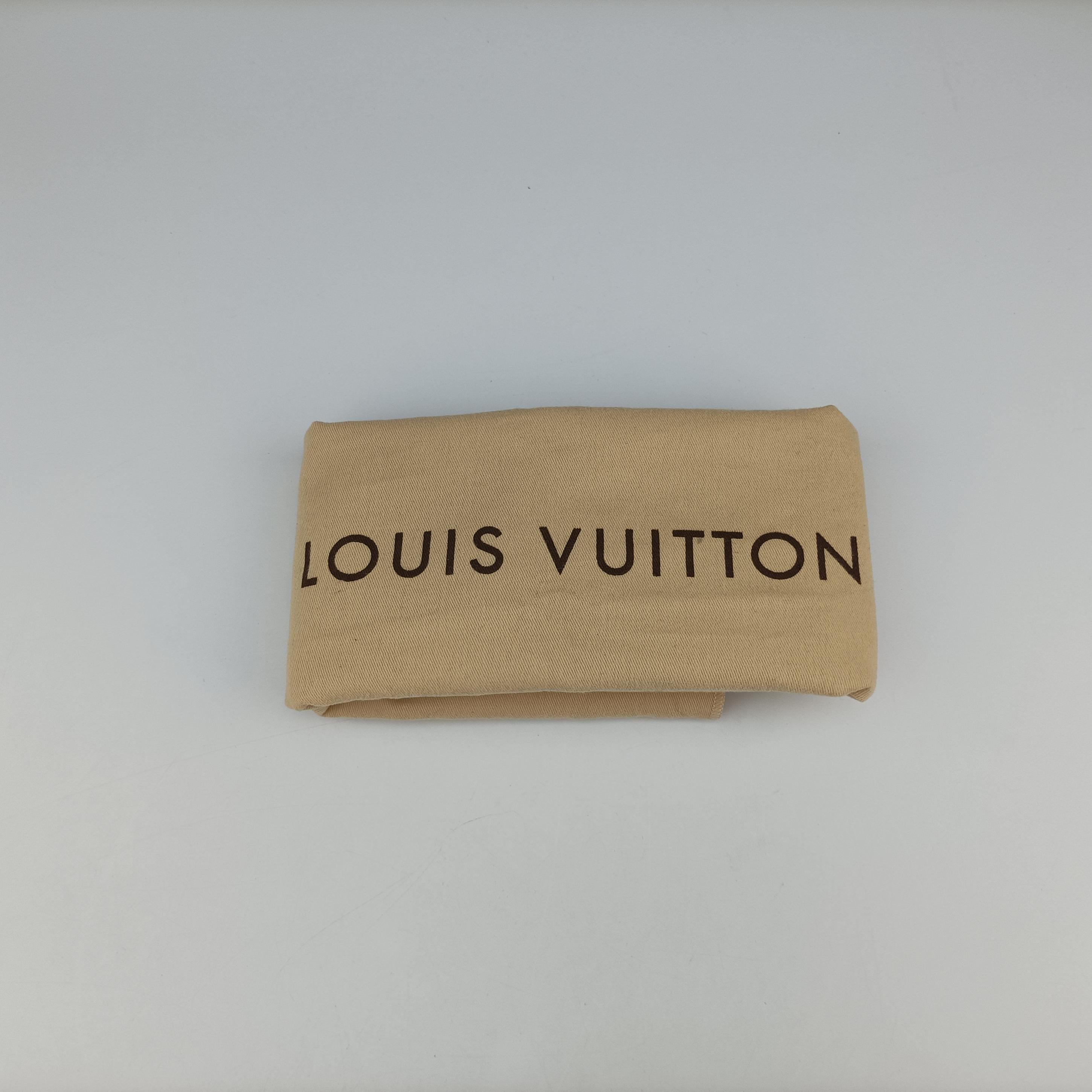 Tournon Rubis Taurillon Hobo Ruby Leather M50327 AH2125トゥルノン ルビー トーリヨン ホーボー ルビー レザー M50327 AH2125