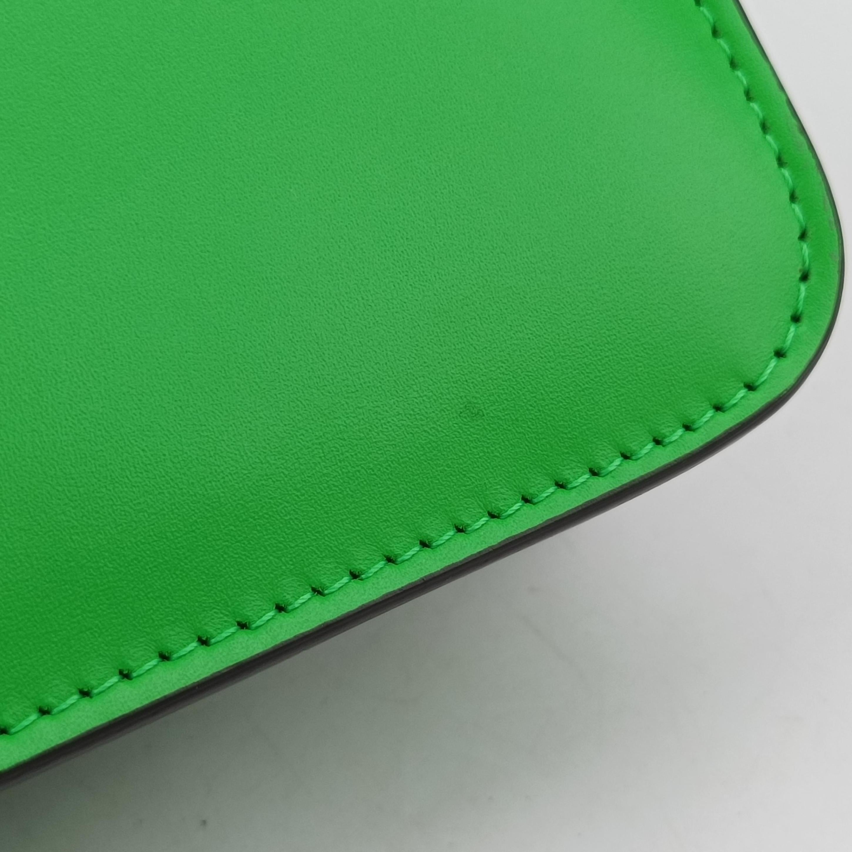 Fab Green Leather 8BT325 8BT325 AAIW 208.0189ファブ グリーン レザー 8BT325 8BT325 AAIW 208.0189