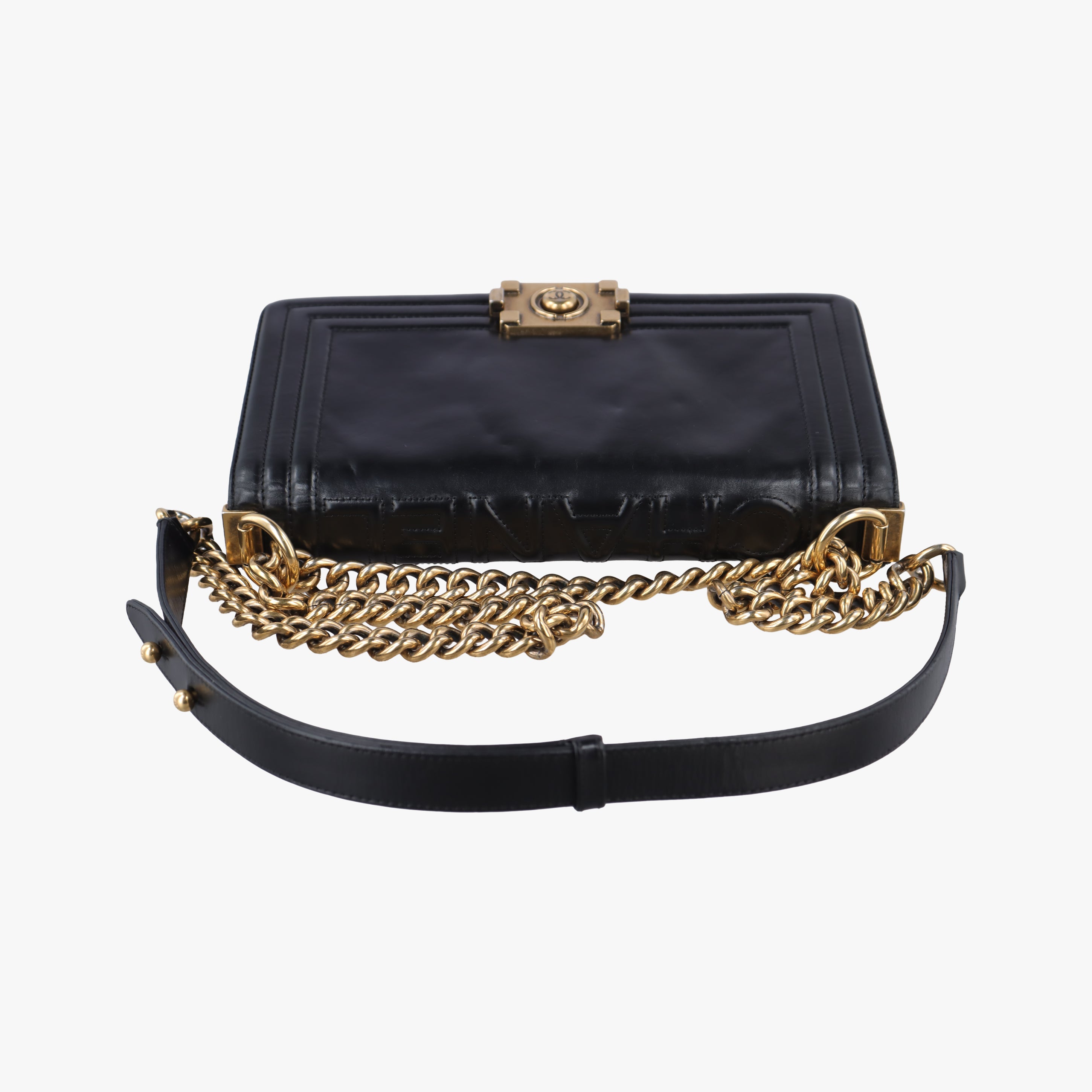 BOY CHANEL Black Leather A66713 15338488ボーイシャネル ブラック レザー A66713 15338488