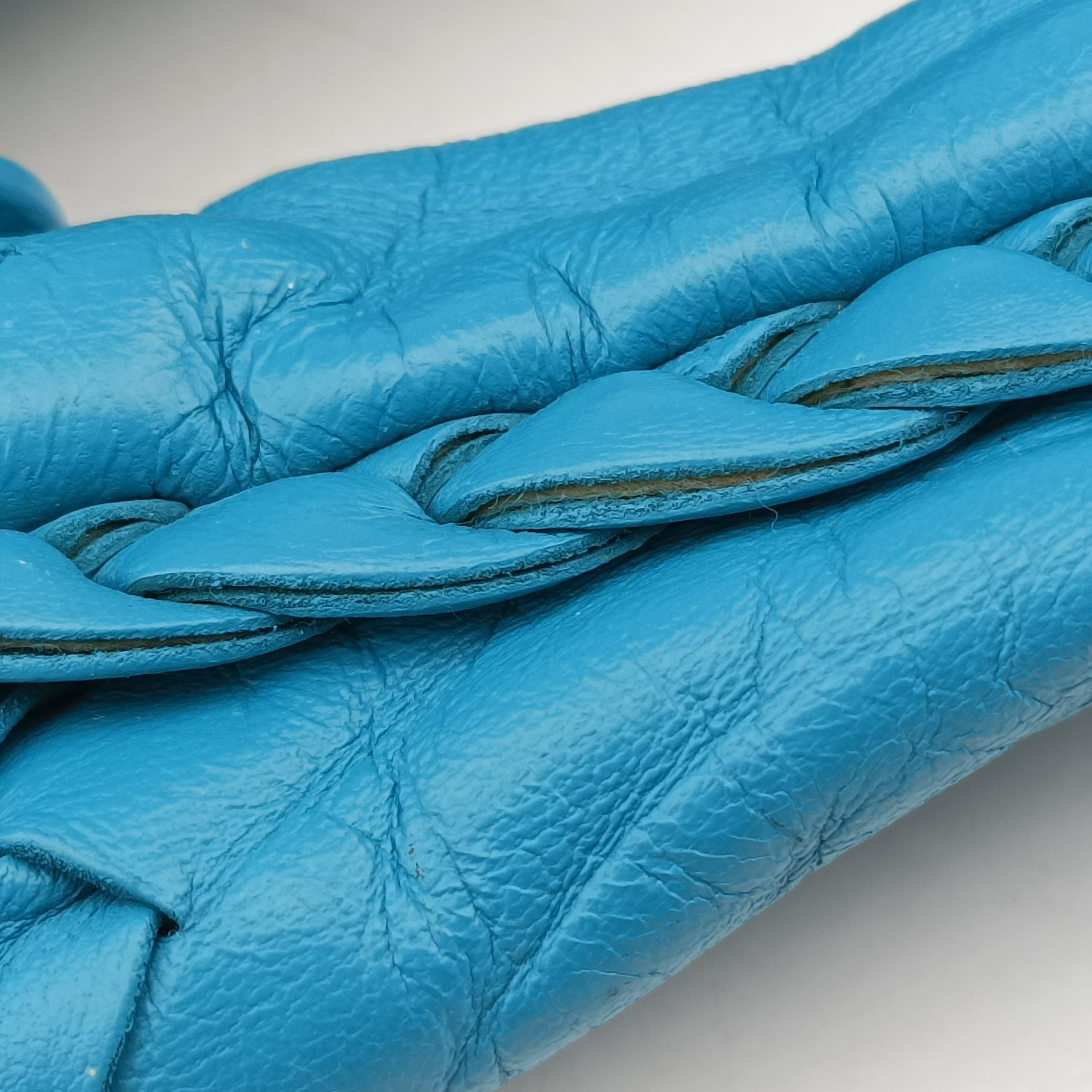 Intrecciato Blue lambskin B00453919Mイントレチャート ブルー ラムスキン B00453919M