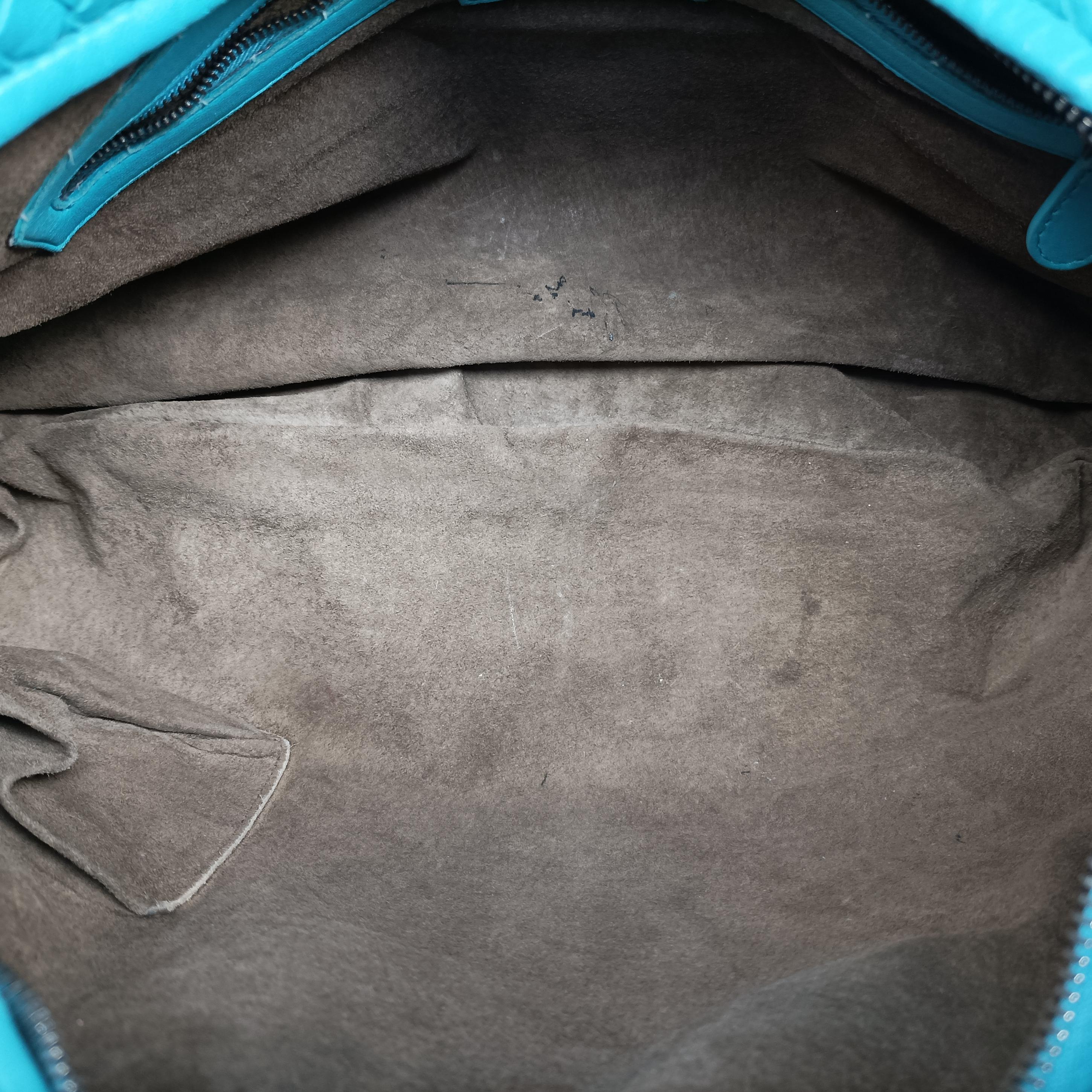 Intrecciato Blue lambskin B00453919Mイントレチャート ブルー ラムスキン B00453919M