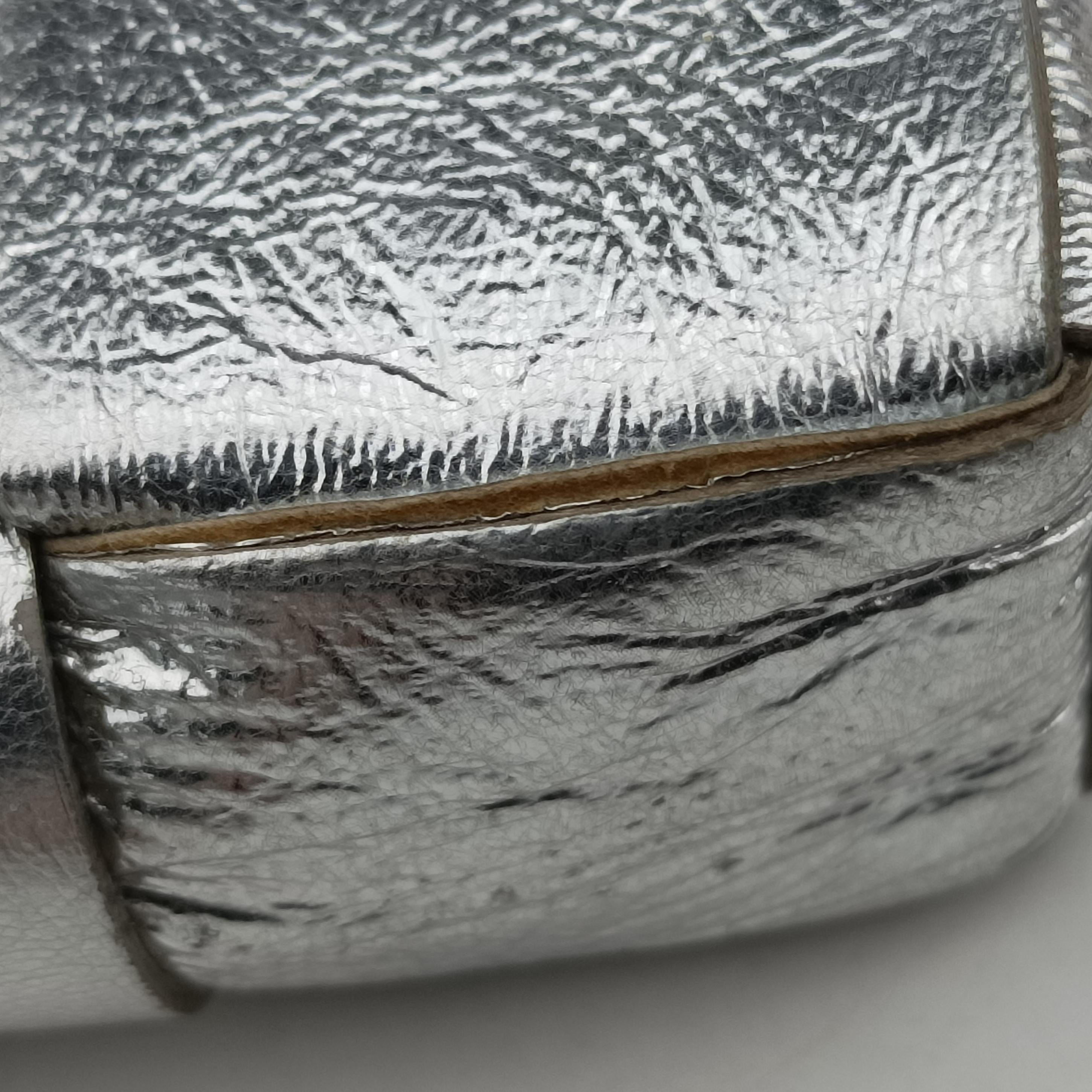 Cassette Silver leather IC Chipカセット シルバー レザー ICチップ