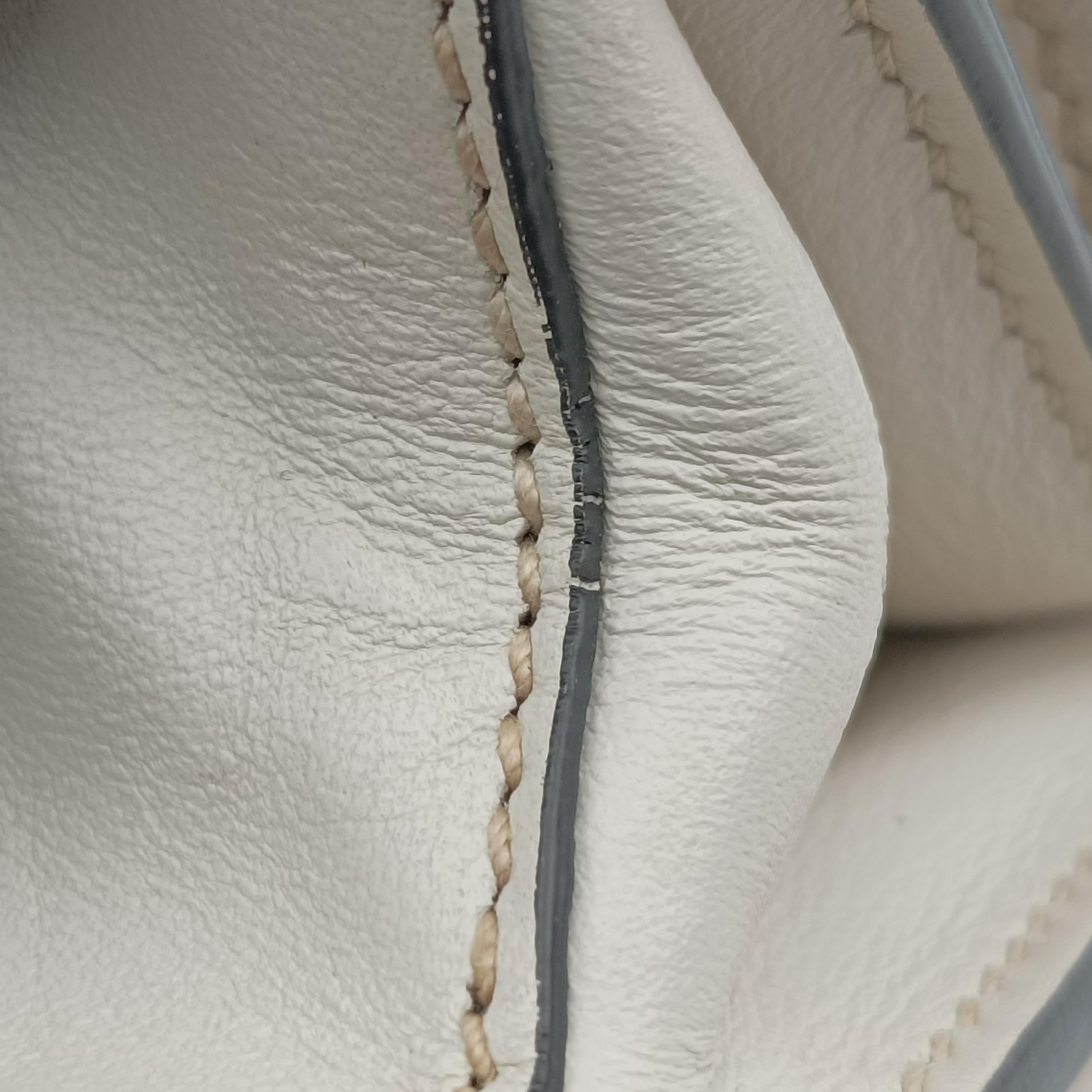 Cahier Black×white Leather×SAFFIANO Leather 1BD045 25カイエ ブラック×ホワイト レザー×サフィアーノレザー 1BD045 25