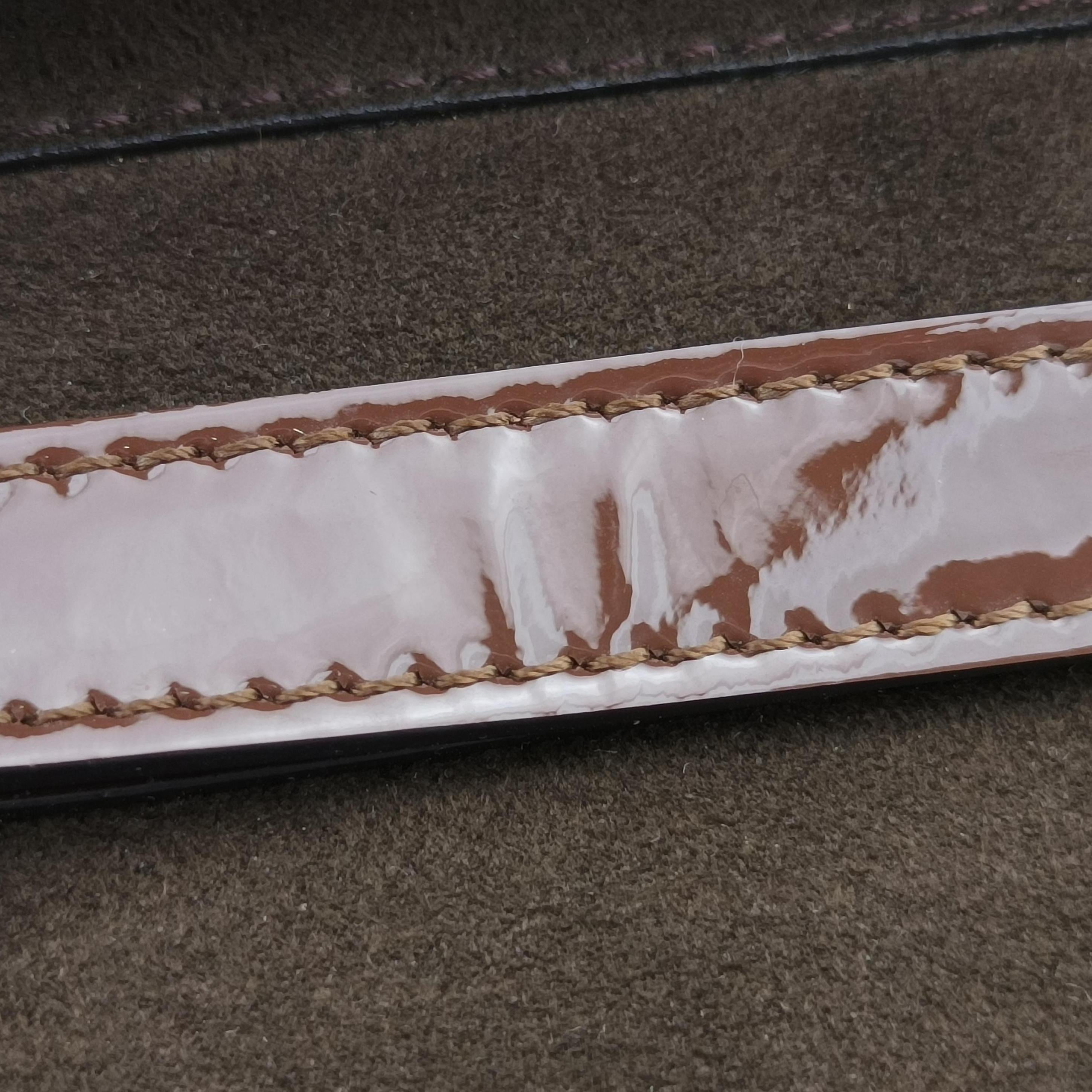 Karligraphy Brown Patent 8BT317 8BT317 A5AU 199.0189カーリグラフィ ブラウン パテント 8BT317 8BT317 A5AU 199.0189