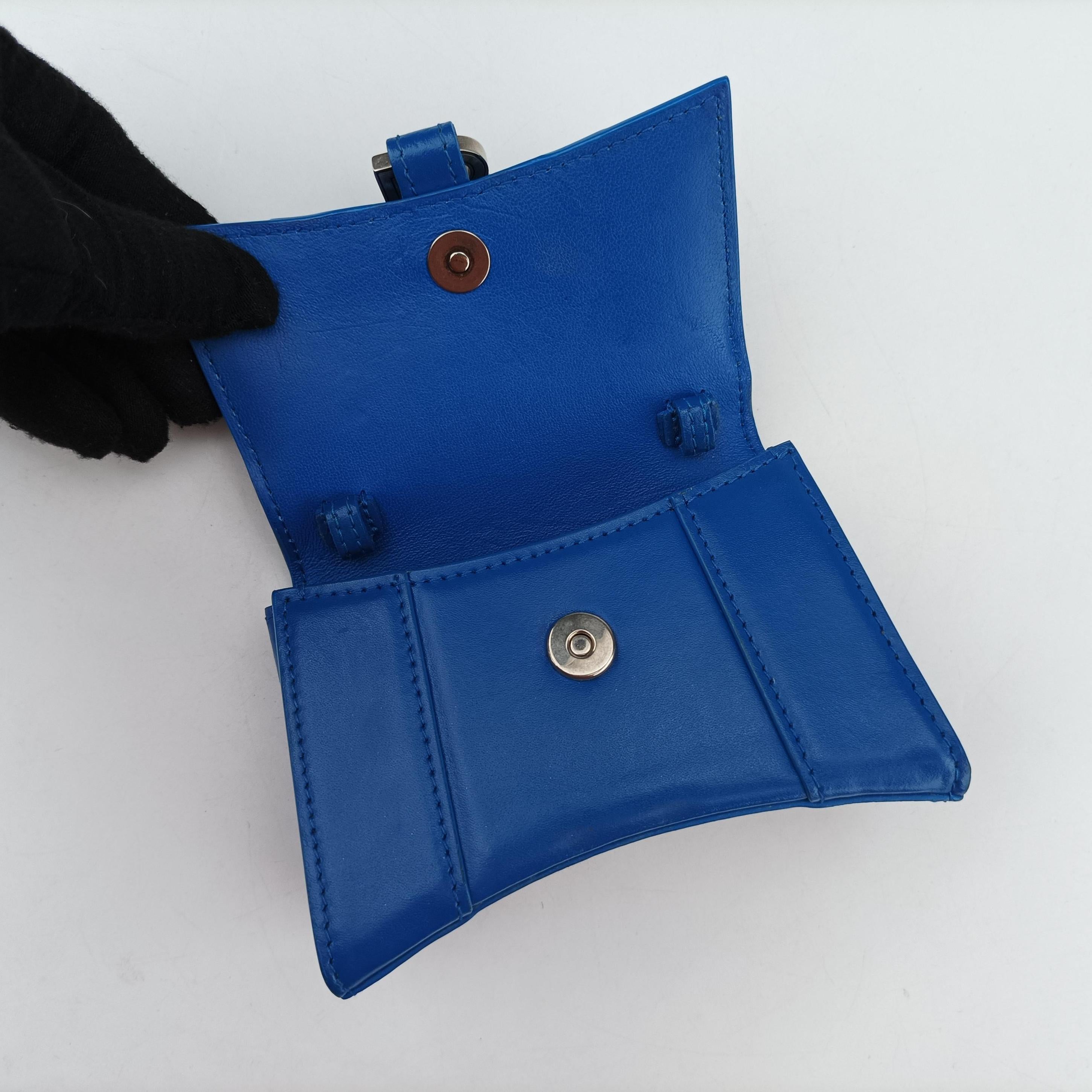 Hourglass Mini Blue leather 637372.4227.U.203437アワーグラス ミニ ブルー レザー 637372.4227.U.203437