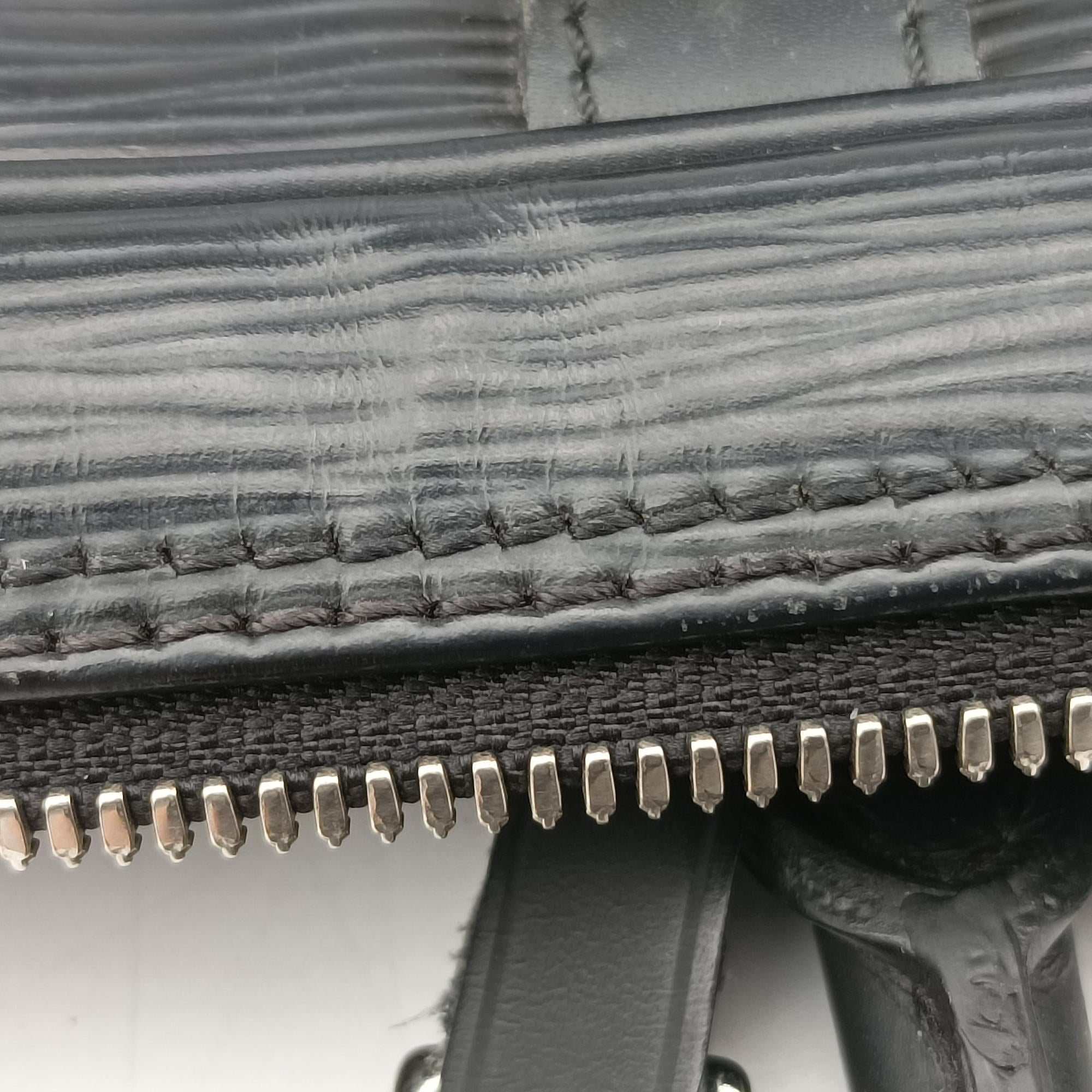 Porto Document Voyage Black Epi M59162 BA5115ポルトドキュメントボヤージュ ブラック エピ M59162 BA5115