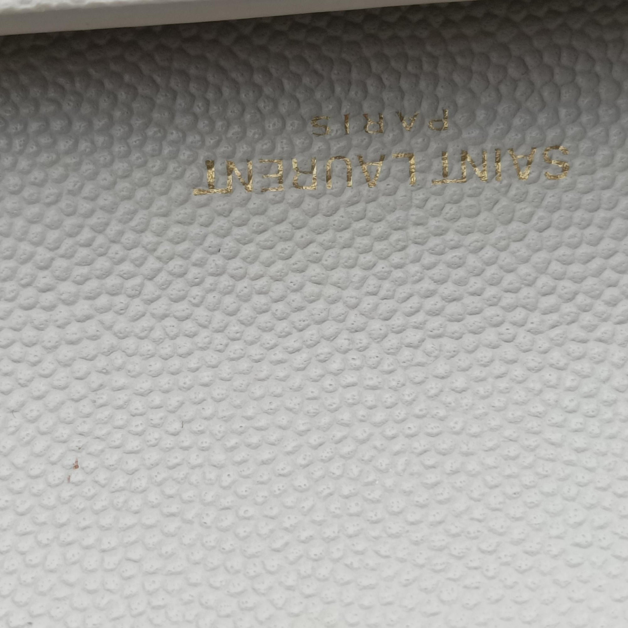 Uptown White Caviar Skin 607788 GNC607788.0220アップタウン ホワイト キャビアスキン 607788 GNC607788.0220