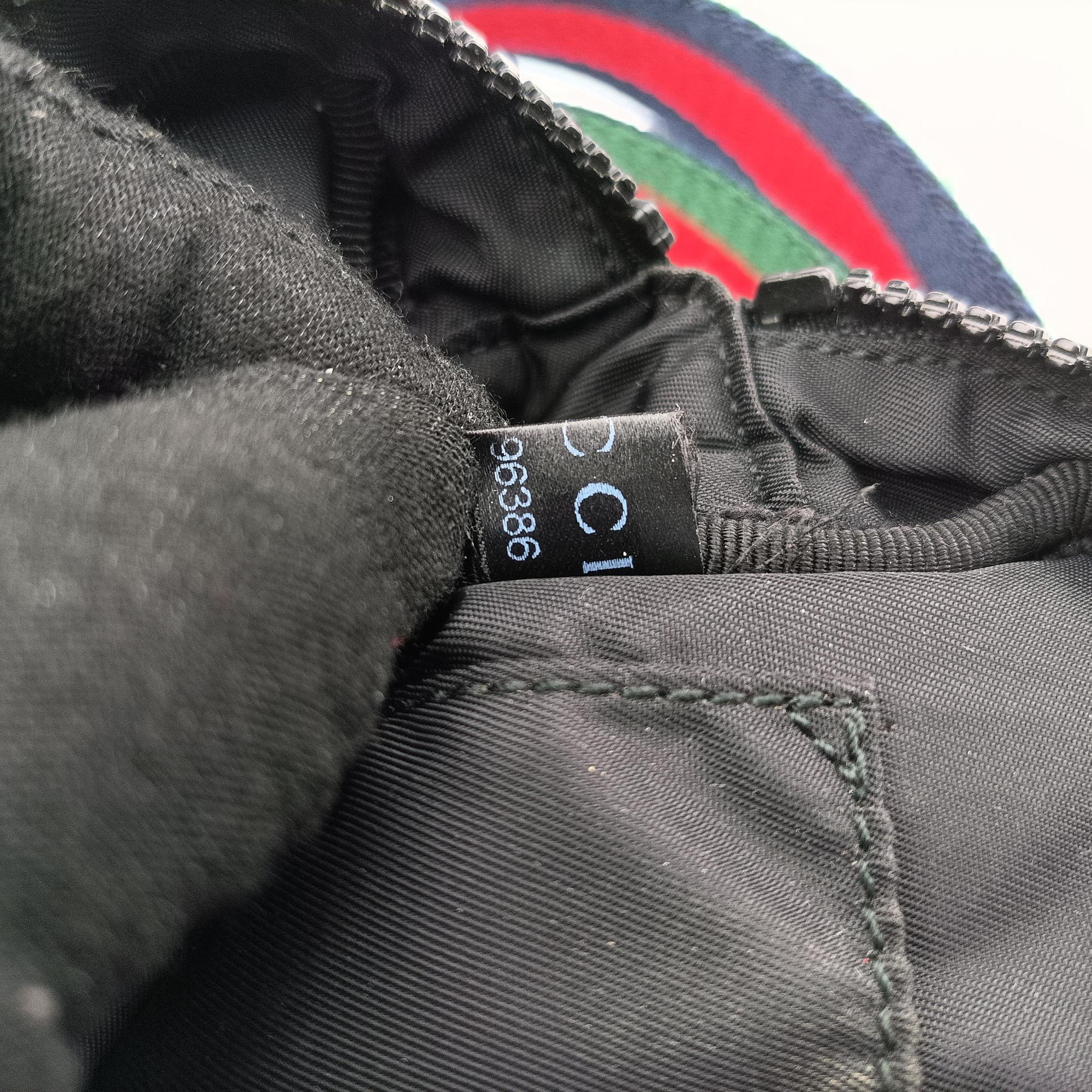 Tiger Embroidered Web Messenger Black×Multicolour Canvas 523323 Lot number unknownタイガーヘッド エンブロイダリー アニマル ブラック×マルチカラー キャンバス 523323 製番不明