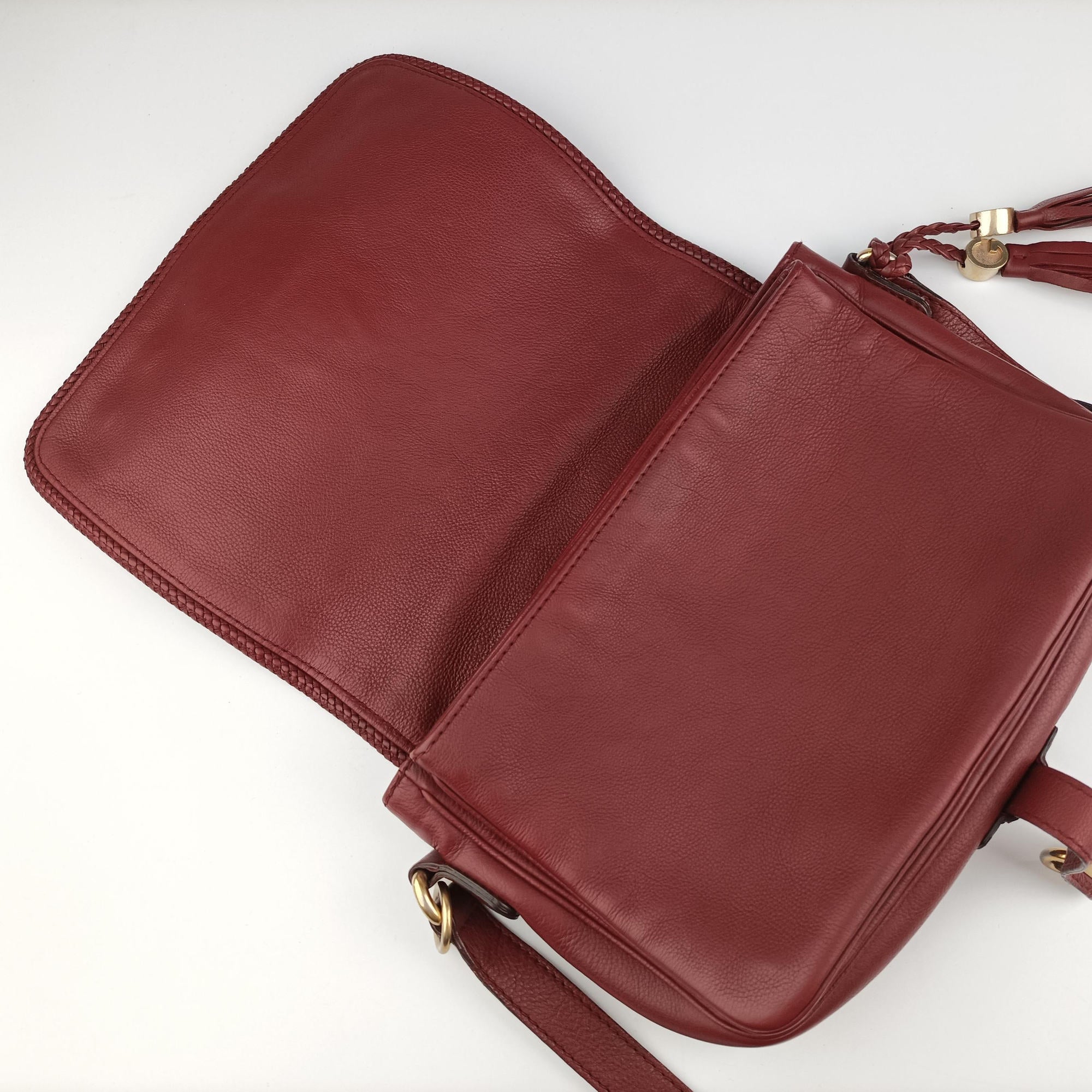 Marrakech Messenger burgundy Leather 257024 A9999260マラケシュ メッセンジャー ワインレッド レザー 257024 A9999260