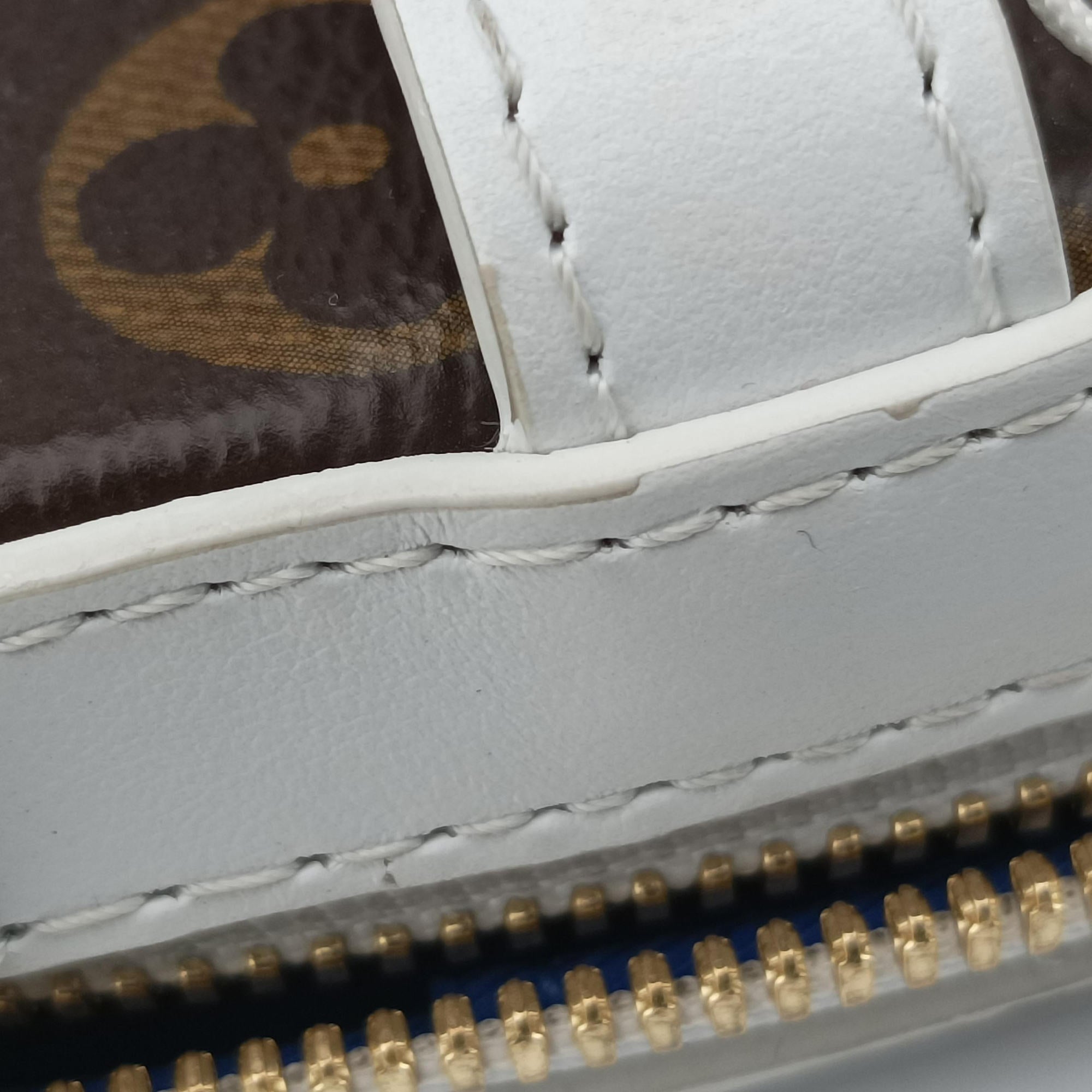 LVxNBA Soft Trunk Phone Box brown×white Monogram Canvas×calf leather M80102 TJ4250LVxNBA ソフトトランク フォーンボックス モノグラム/ブラウン×ホワイト モノグラムキャンバス×カーフレザー M80102 TJ4250