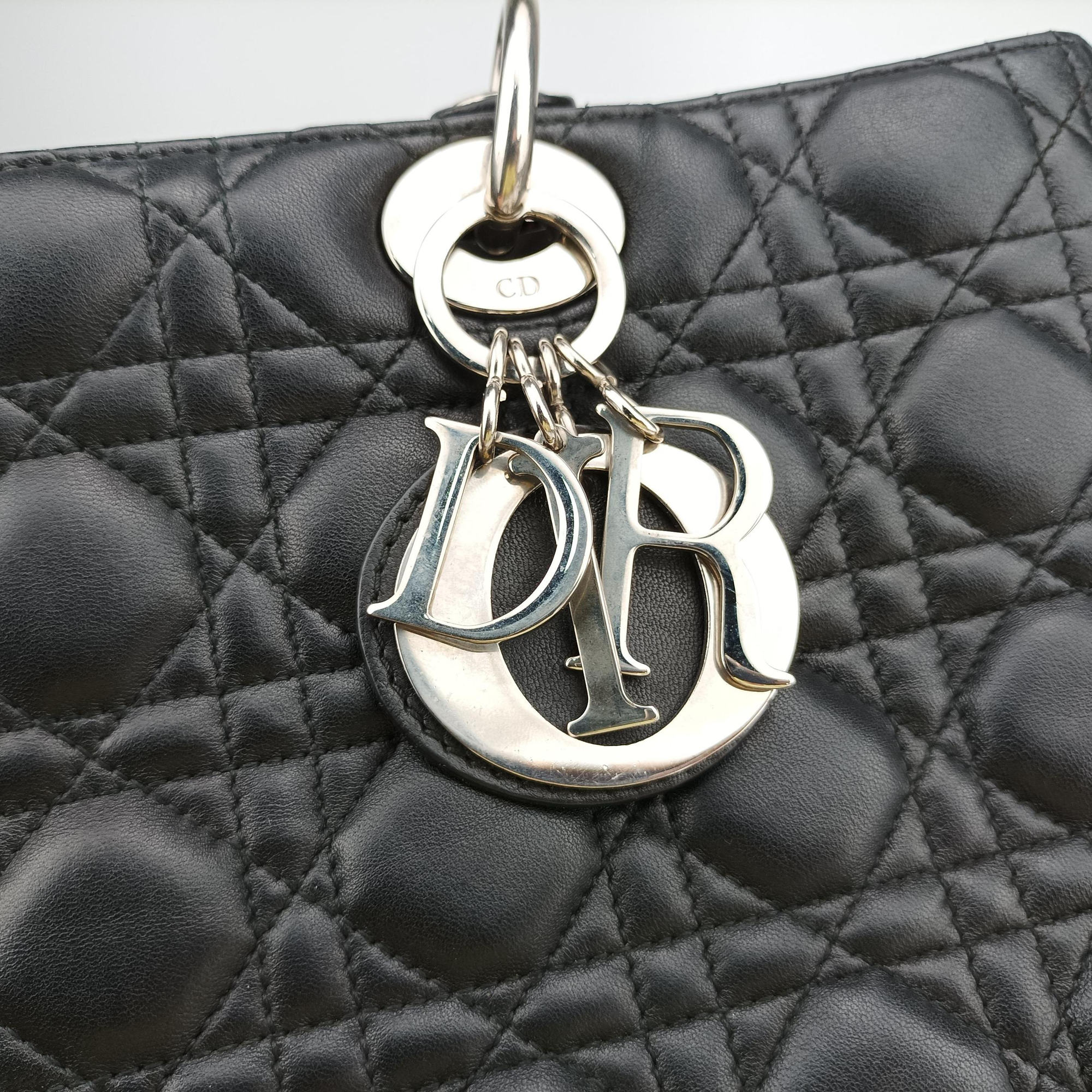 Lady Dior Black lambskin 08-MA-0151レディディオール ブラック ラムスキン 08-MA-0151