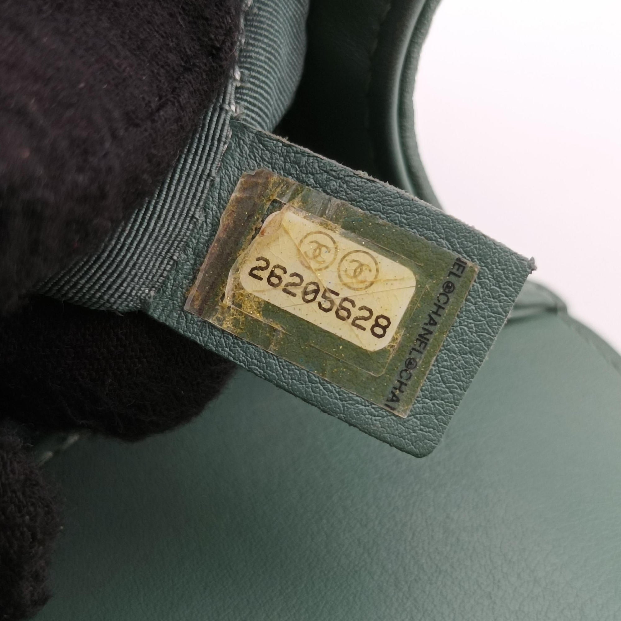 BOY CHANEL Green Leather A67086 26205628ボーイシャネル グリーン レザー A67086 26205628
