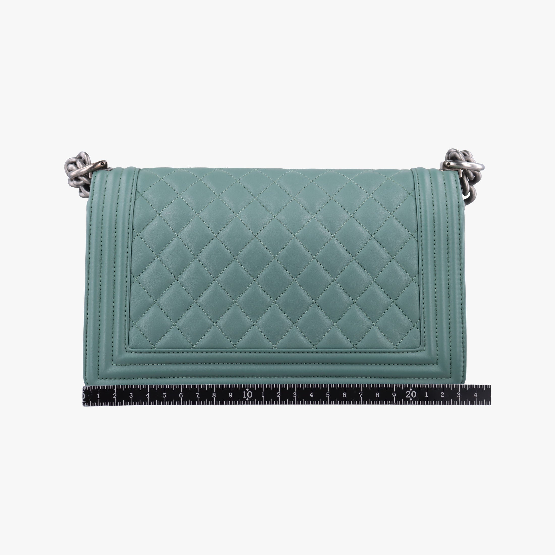 BOY CHANEL Green Leather A67086 26205628ボーイシャネル グリーン レザー A67086 26205628