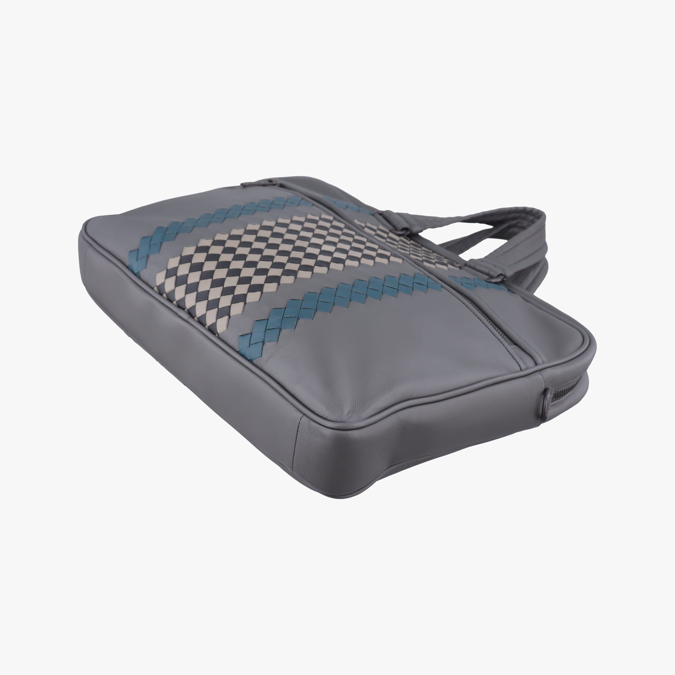 Intrecciato Grey Leather B08050417Hイントレチャート グレー レザー B08050417H