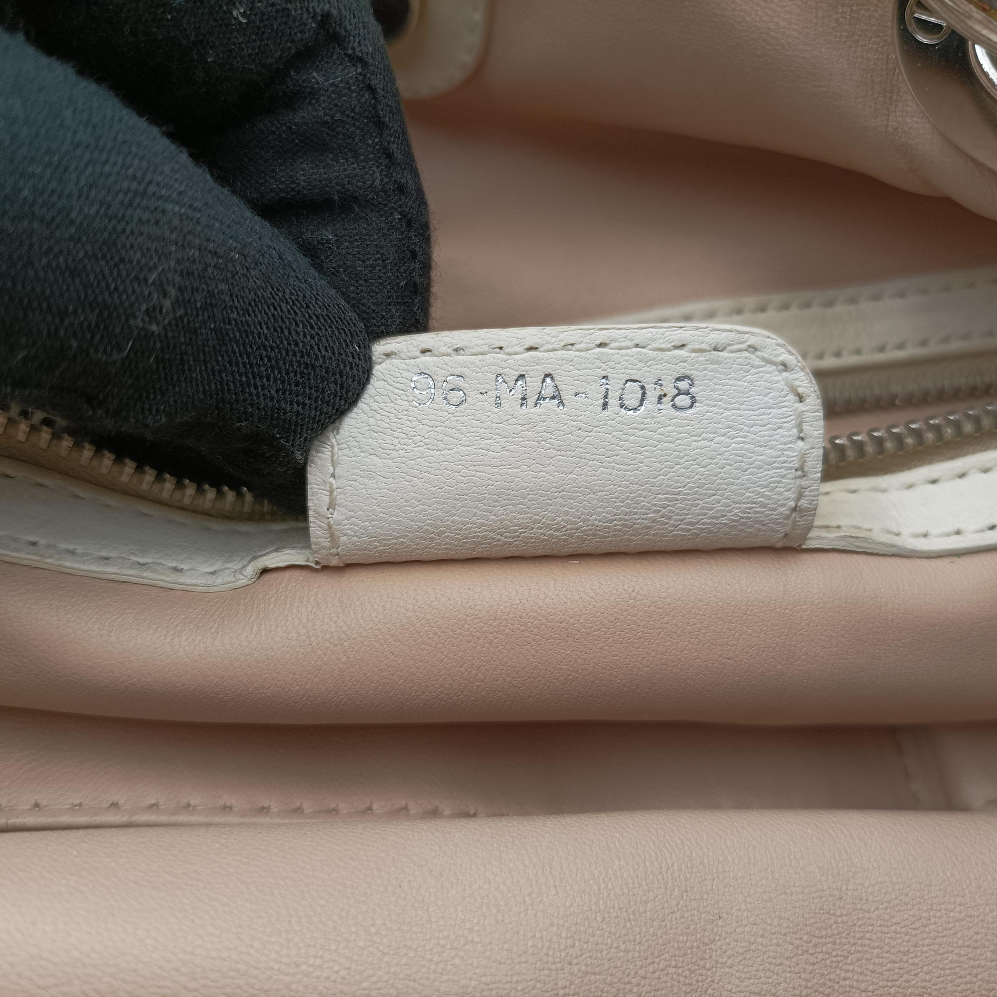 Soft Lady Dior Beige Leather 96-MA-1018レディ ディオール ソフト ベージュ レザー 96-MA-1018