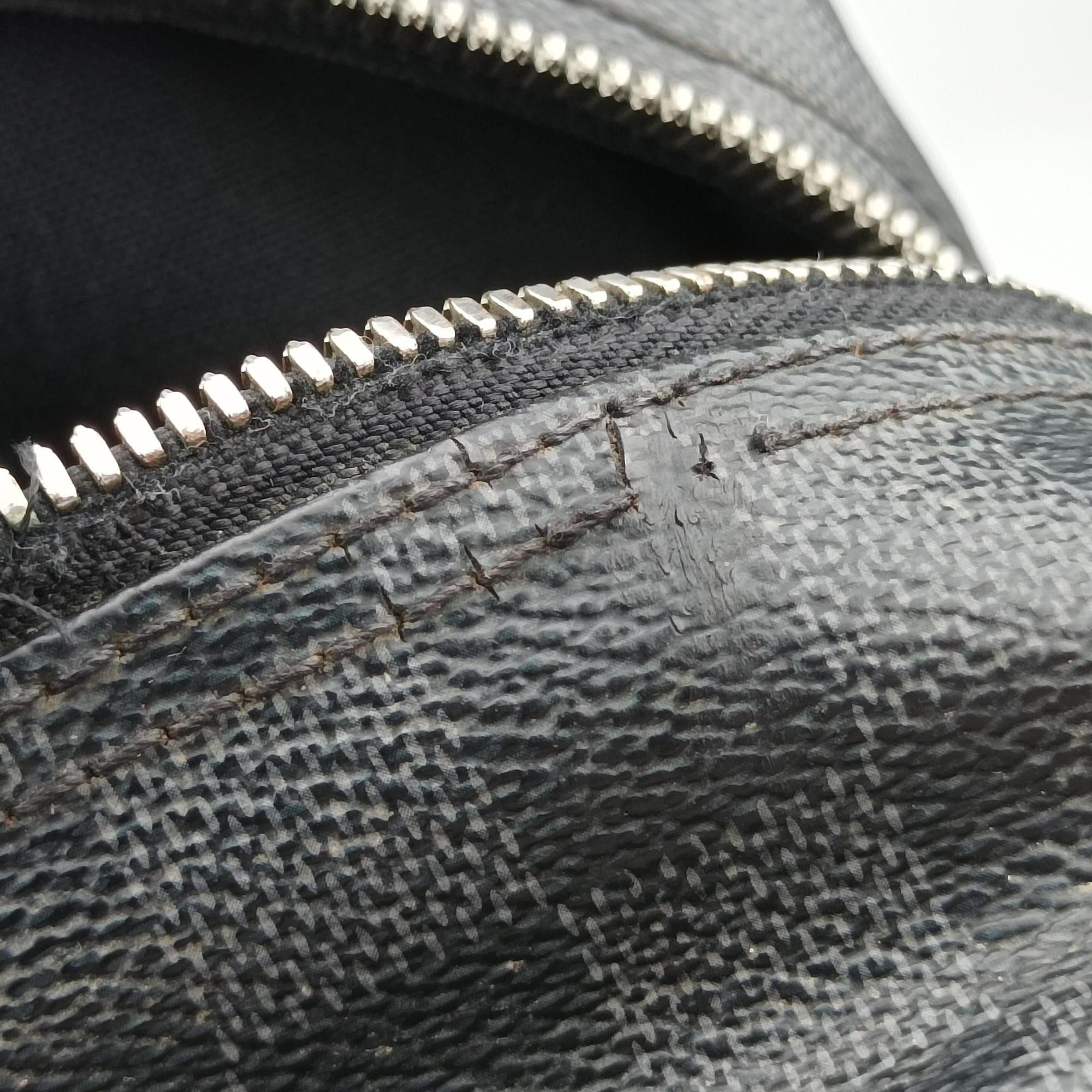 Overnight Black×Navy Damier Graphite N41004 FL0165オーバーナイト ブラック×ネイビー ダミエ グラフィット N41004 FL0165