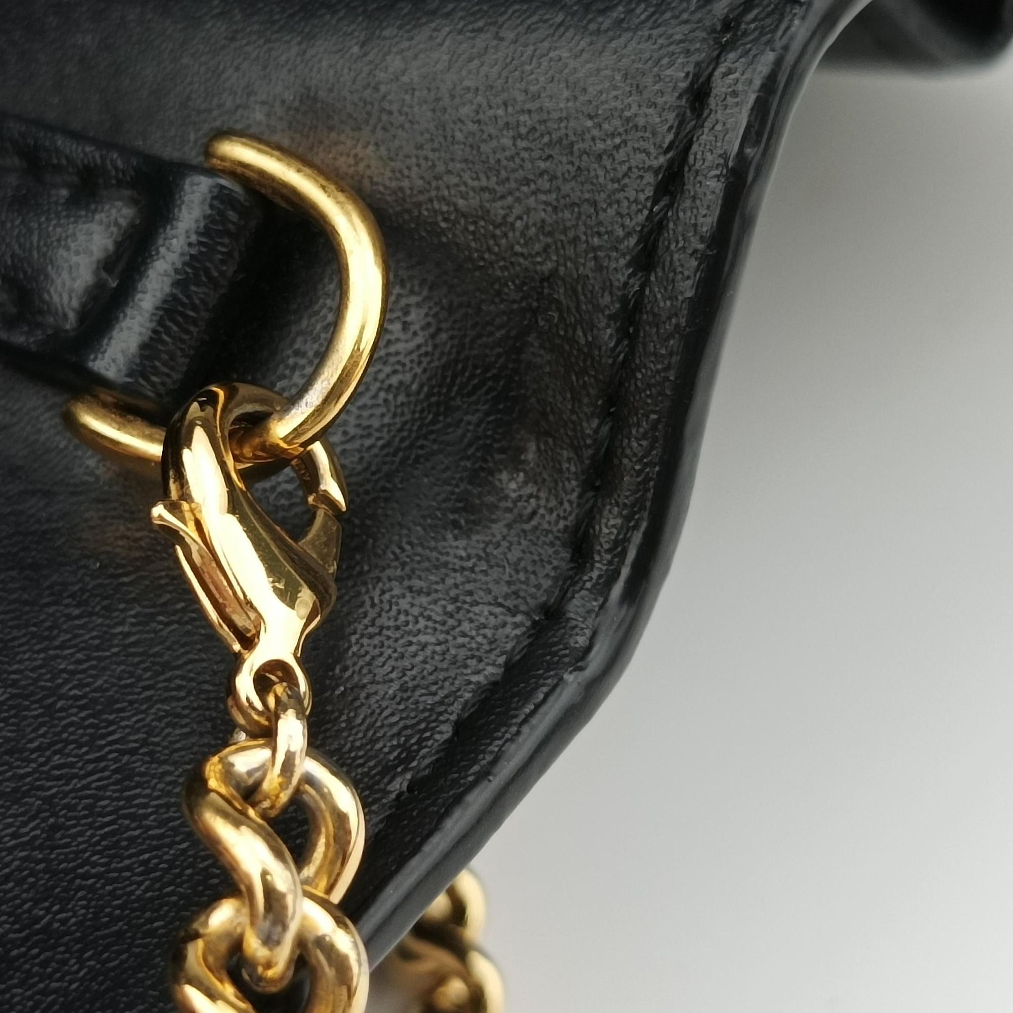 F is Black Leather 8BM005 8BM005 A0KK 189-8210エフ イズ ブラック レザー 8BM005 8BM005 A0KK 189-8210