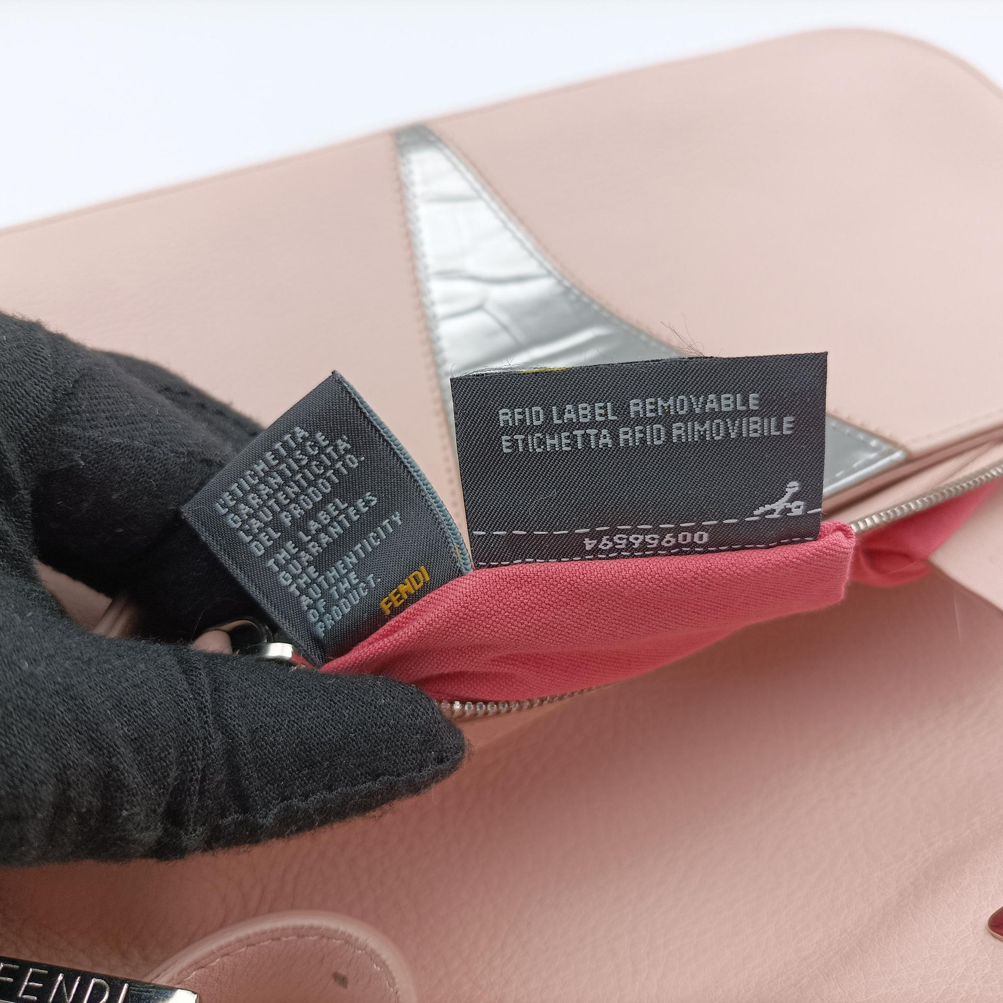 monster Baguette Pink Leather 8BR600 8BR600-V04-148-2308モンスターバケット ピンク レザー 8BR600 8BR600-V04-148-2308