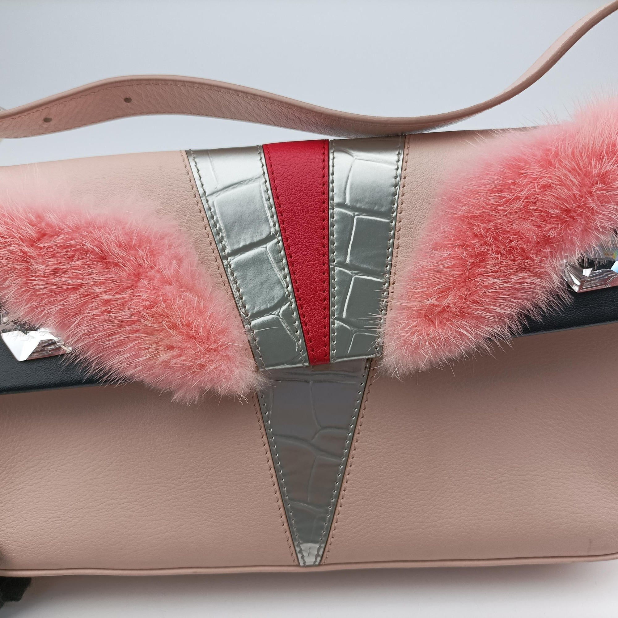 monster Baguette Pink Leather 8BR600 8BR600-V04-148-2308モンスターバケット ピンク レザー 8BR600 8BR600-V04-148-2308