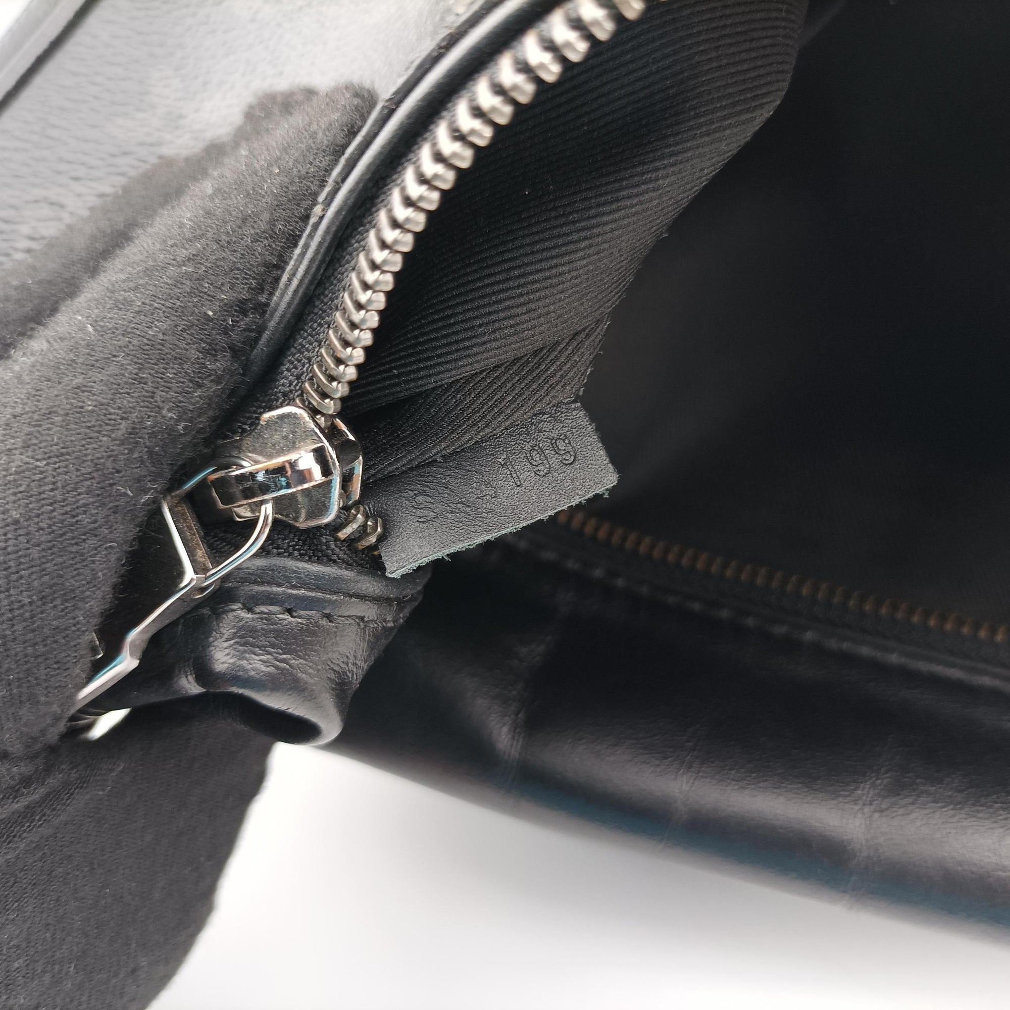 Discovery Bum Bag Black Monogram eclipse M44336 SA4199ディスカバリーバムバッグ ブラック モノグラム エクリプス M44336 SA4199